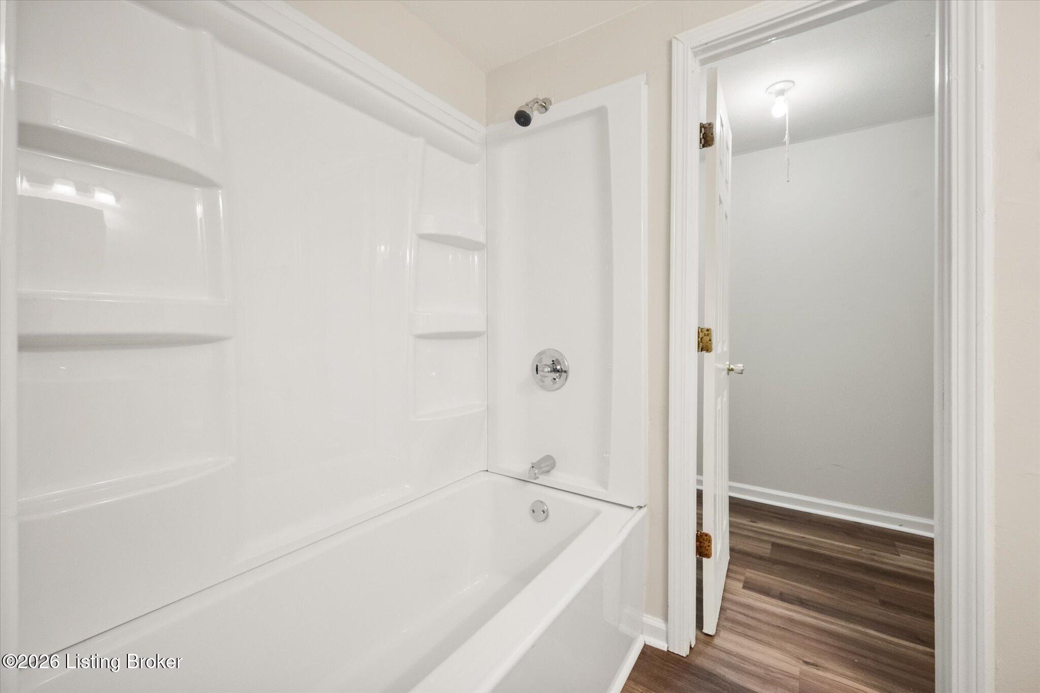 5533 Ridgecrest Rd Property Photo 16