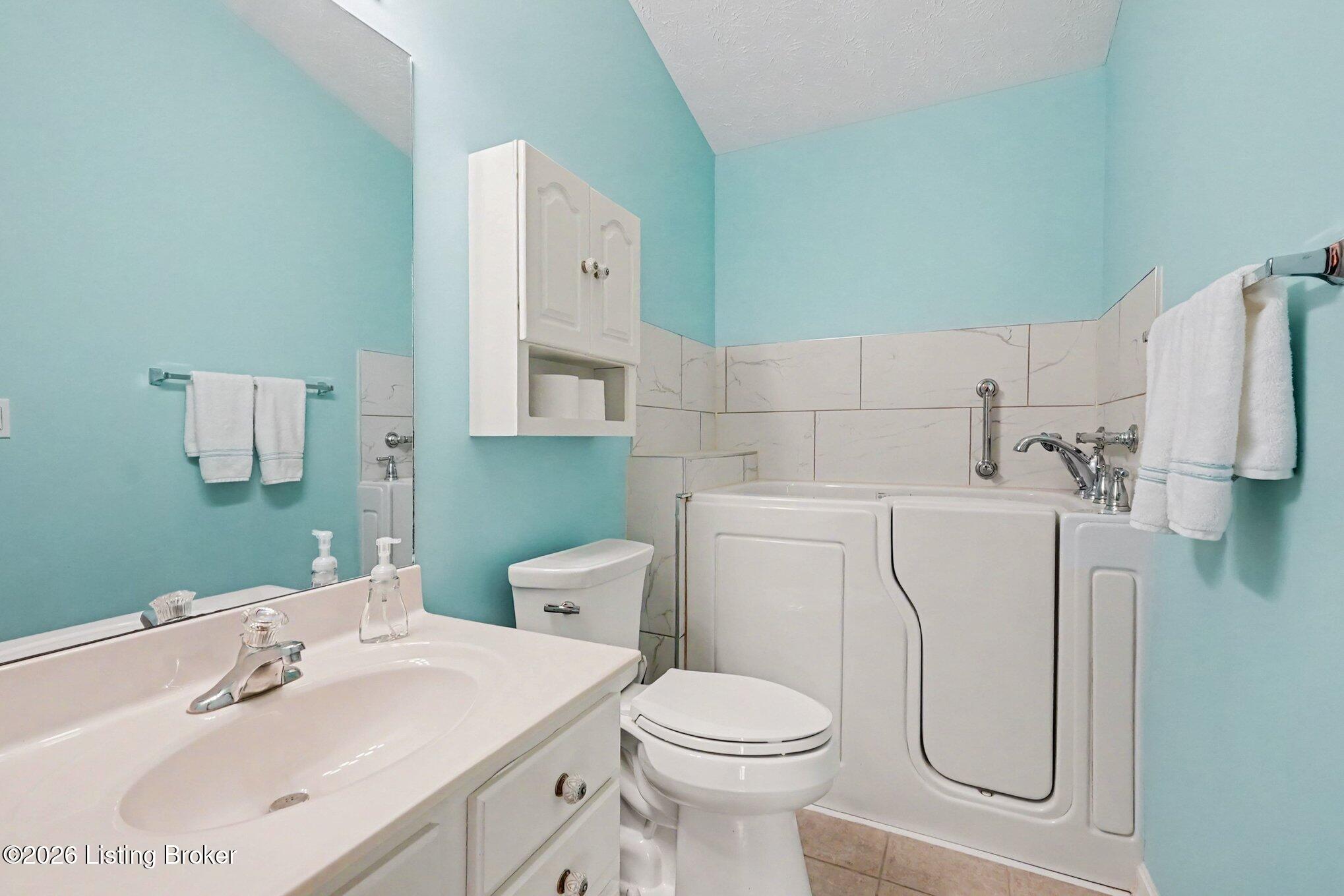 13600 Bronte Dr Property Photo 30