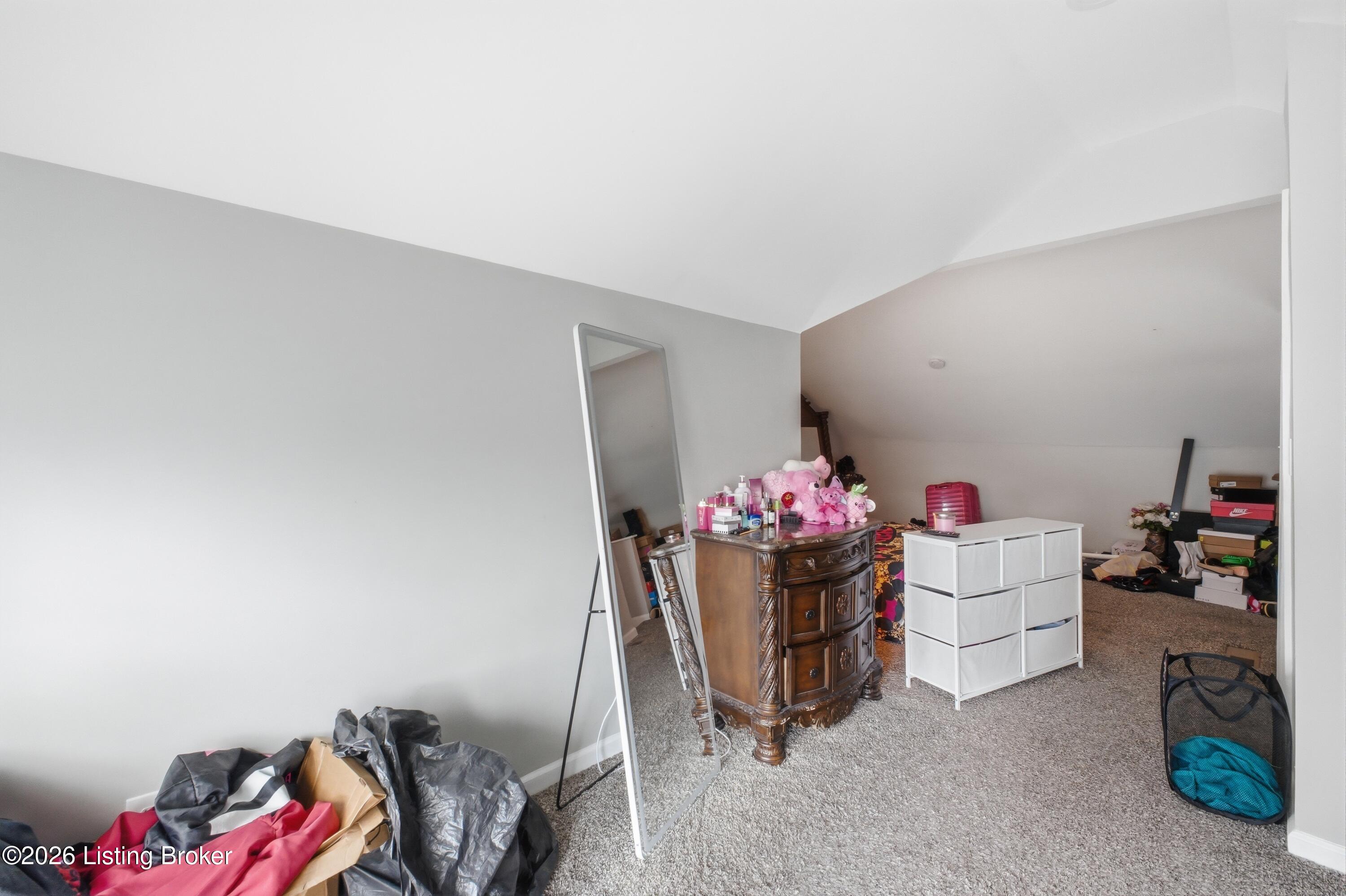 105 S 43rd St Property Photo 13