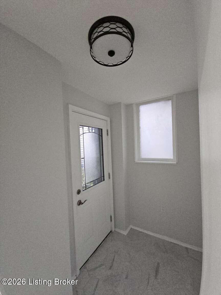 310 Eden Ave Property Photo 6