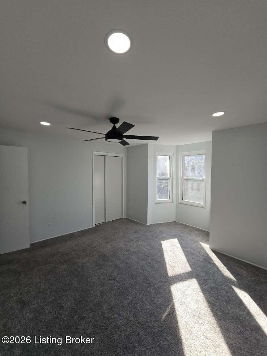 310 Eden Ave Property Photo 29