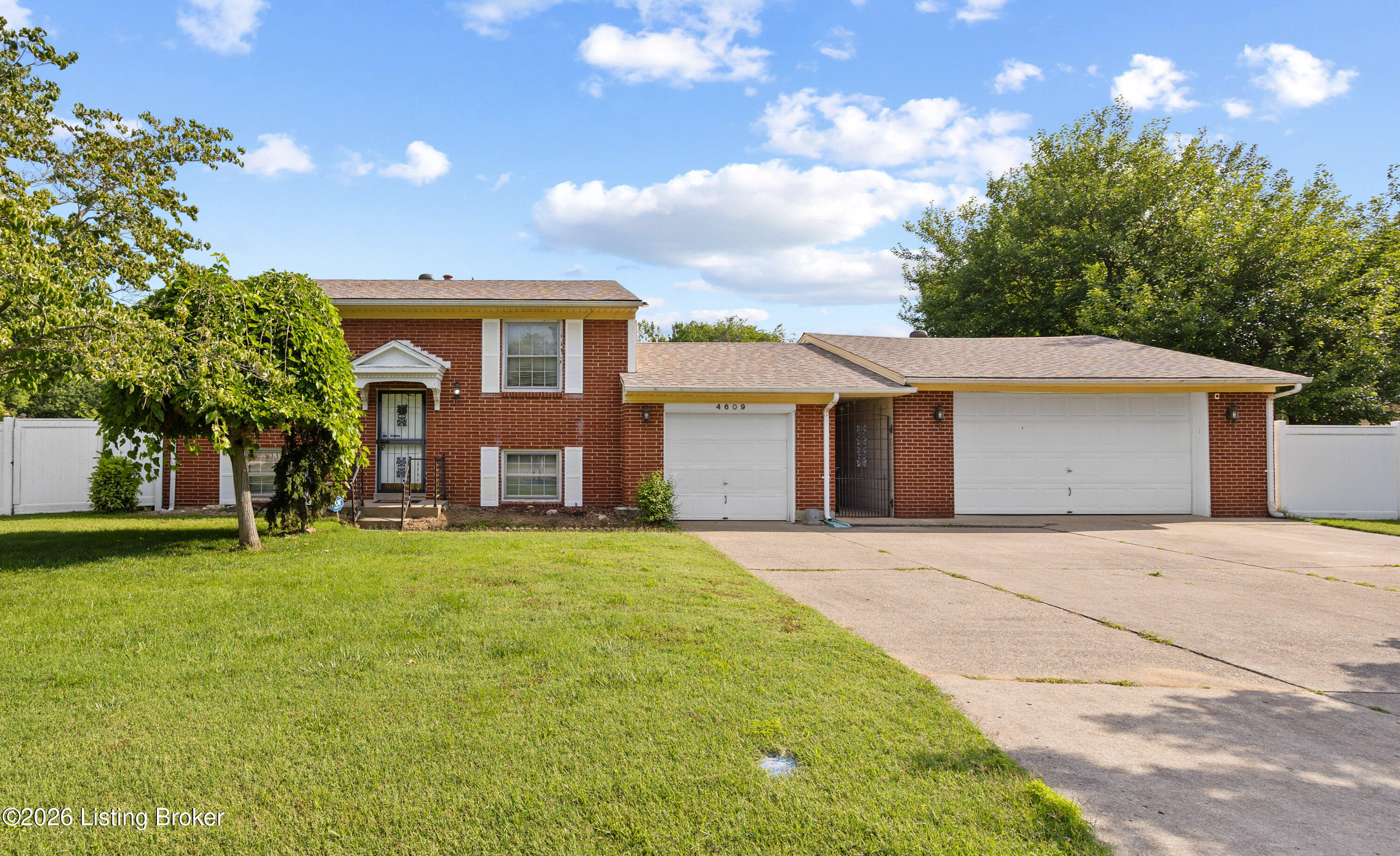 4609 Linger Ct Property Photo 1