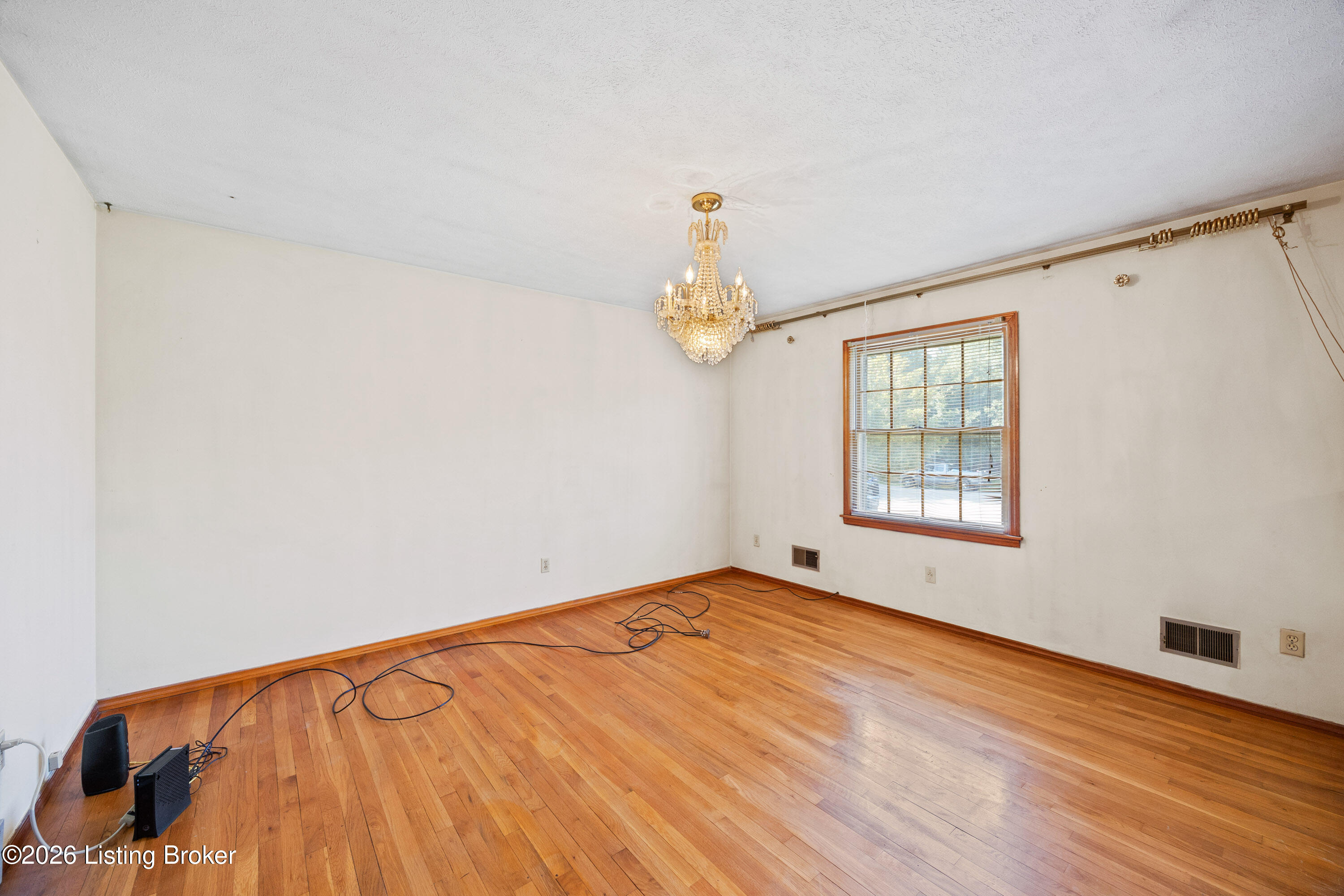 4609 Linger Ct Property Photo 5