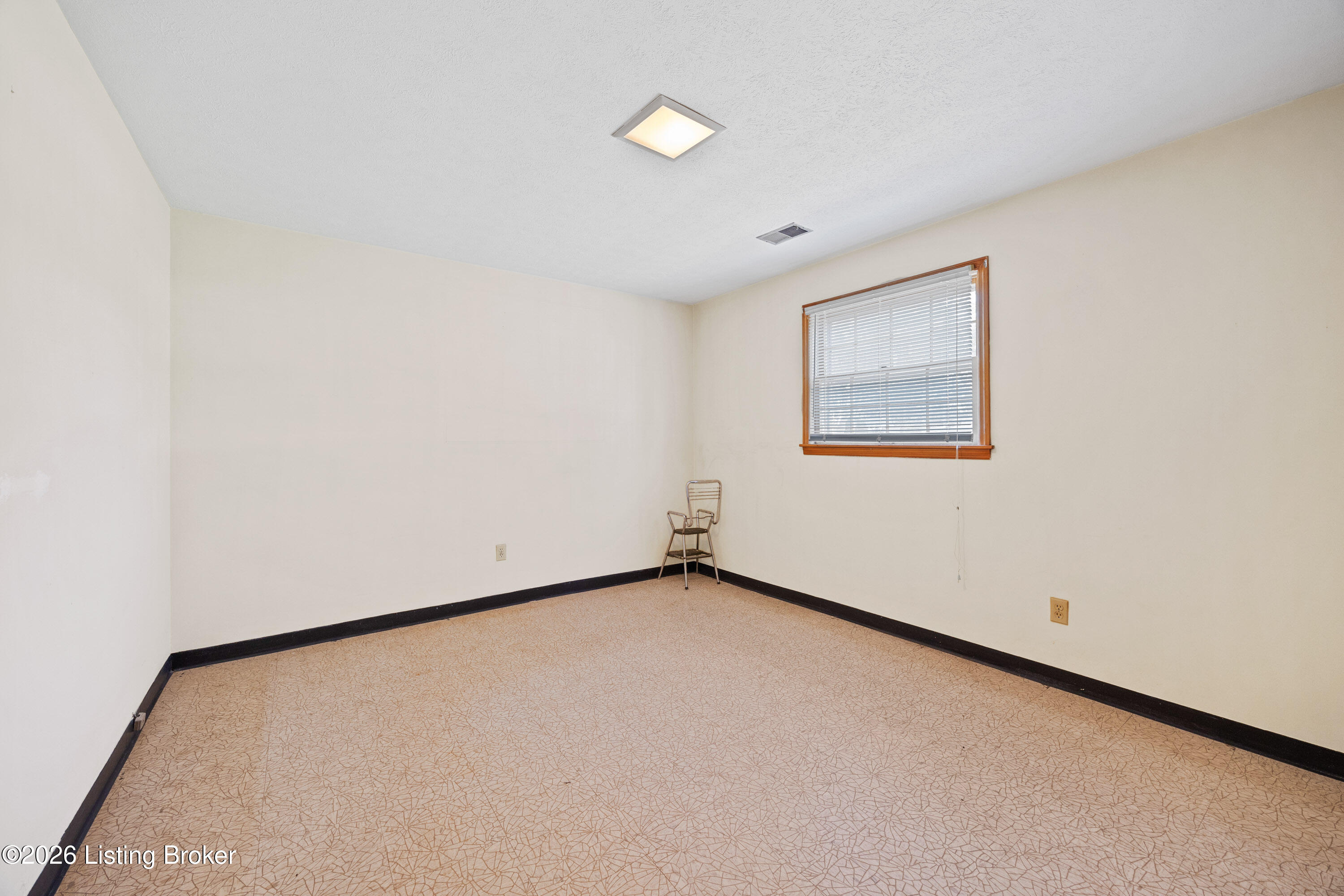 4609 Linger Ct Property Photo 22