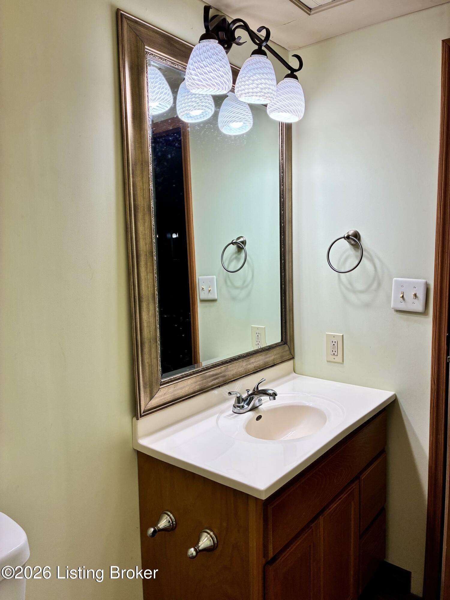 8969 Peonia Rd Property Photo 36