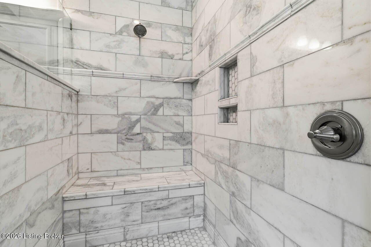 12800 Lamel Dr Property Photo 51