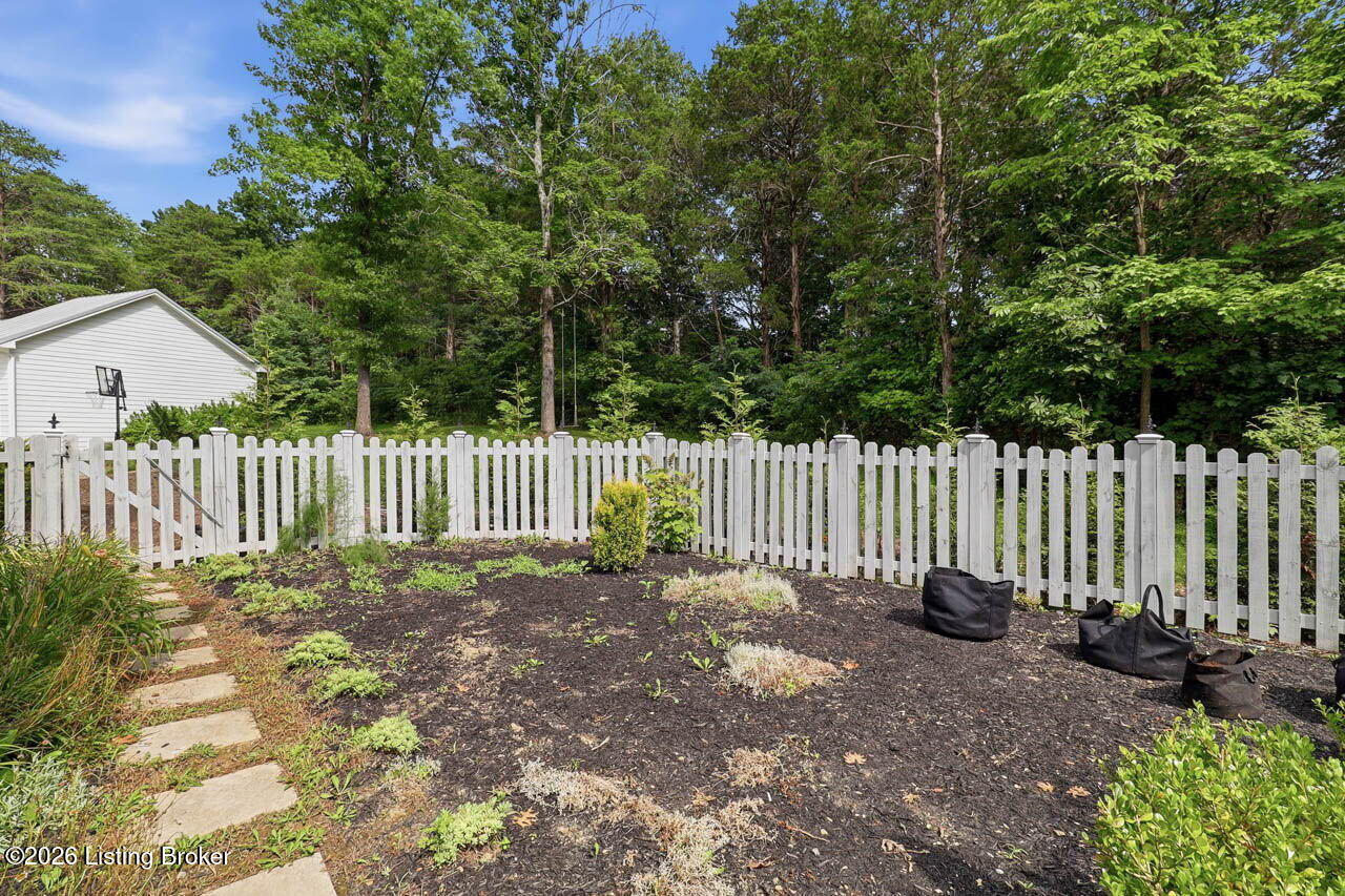12800 Lamel Dr Property Photo 89