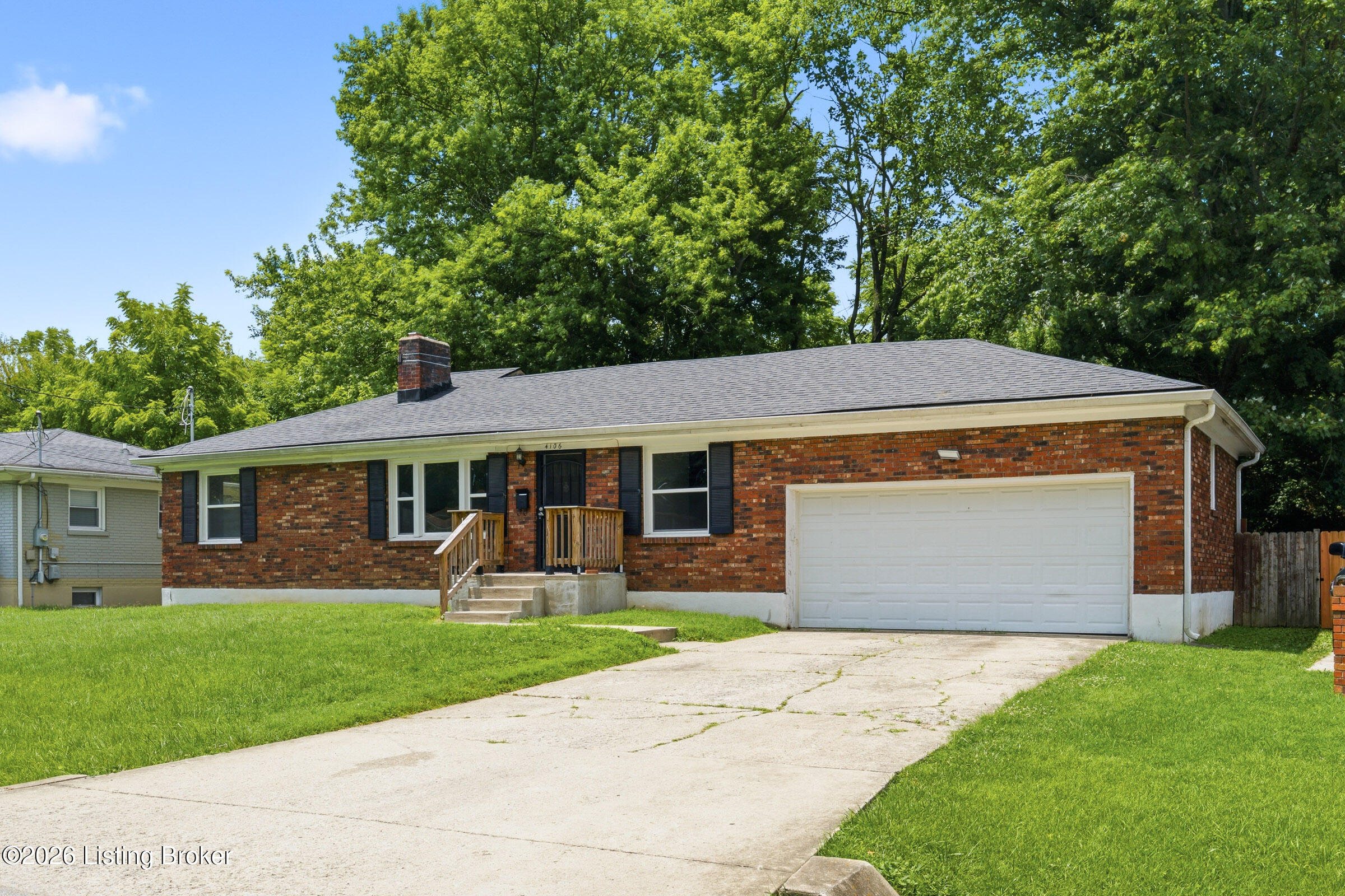 4106 Moray Ct Property Photo 3