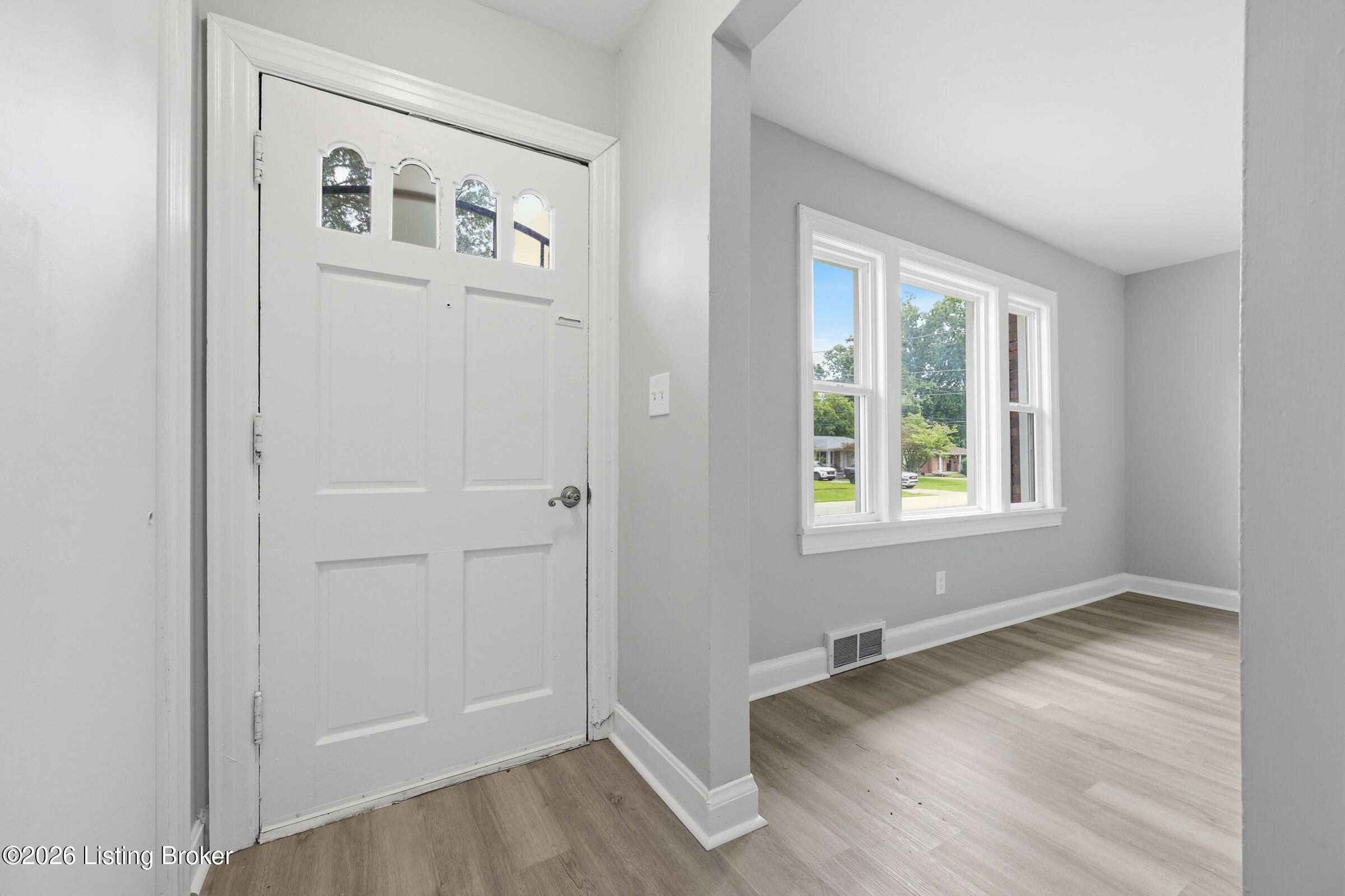 4106 Moray Ct Property Photo 5