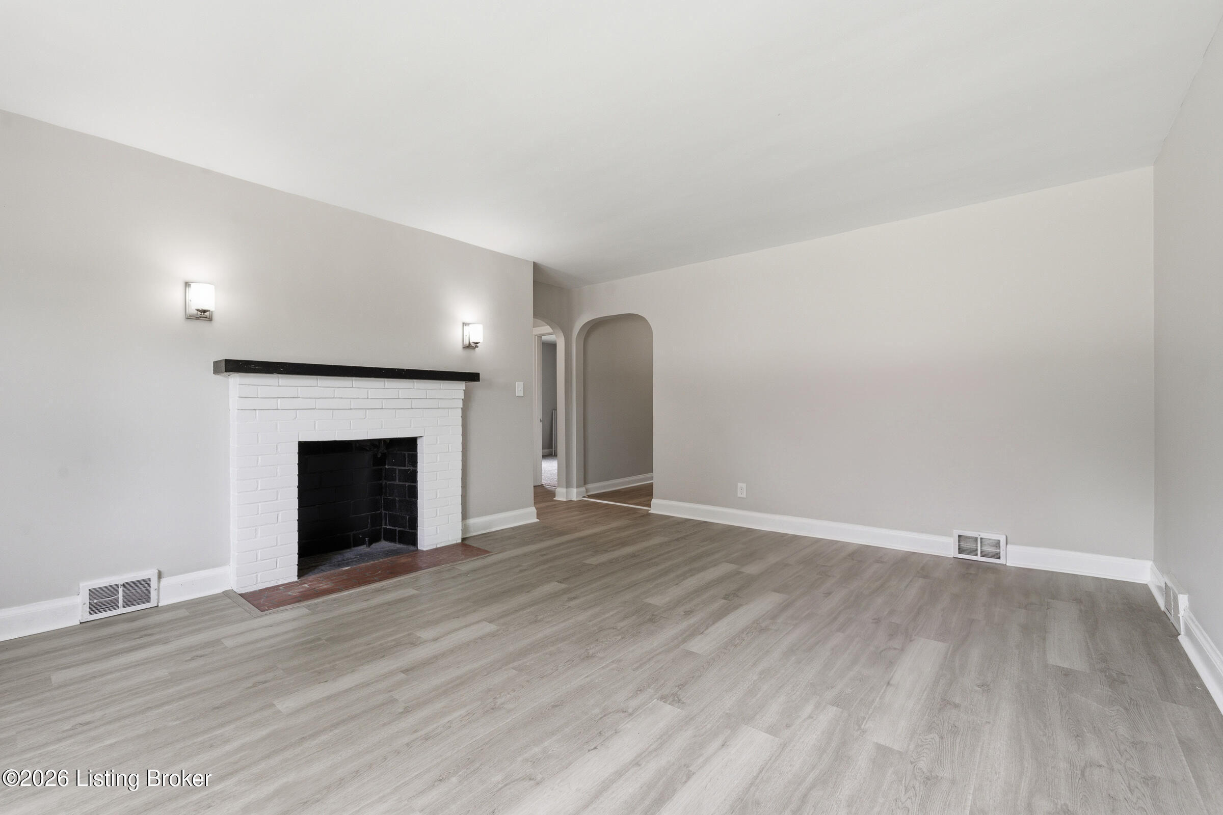 4106 Moray Ct Property Photo 6