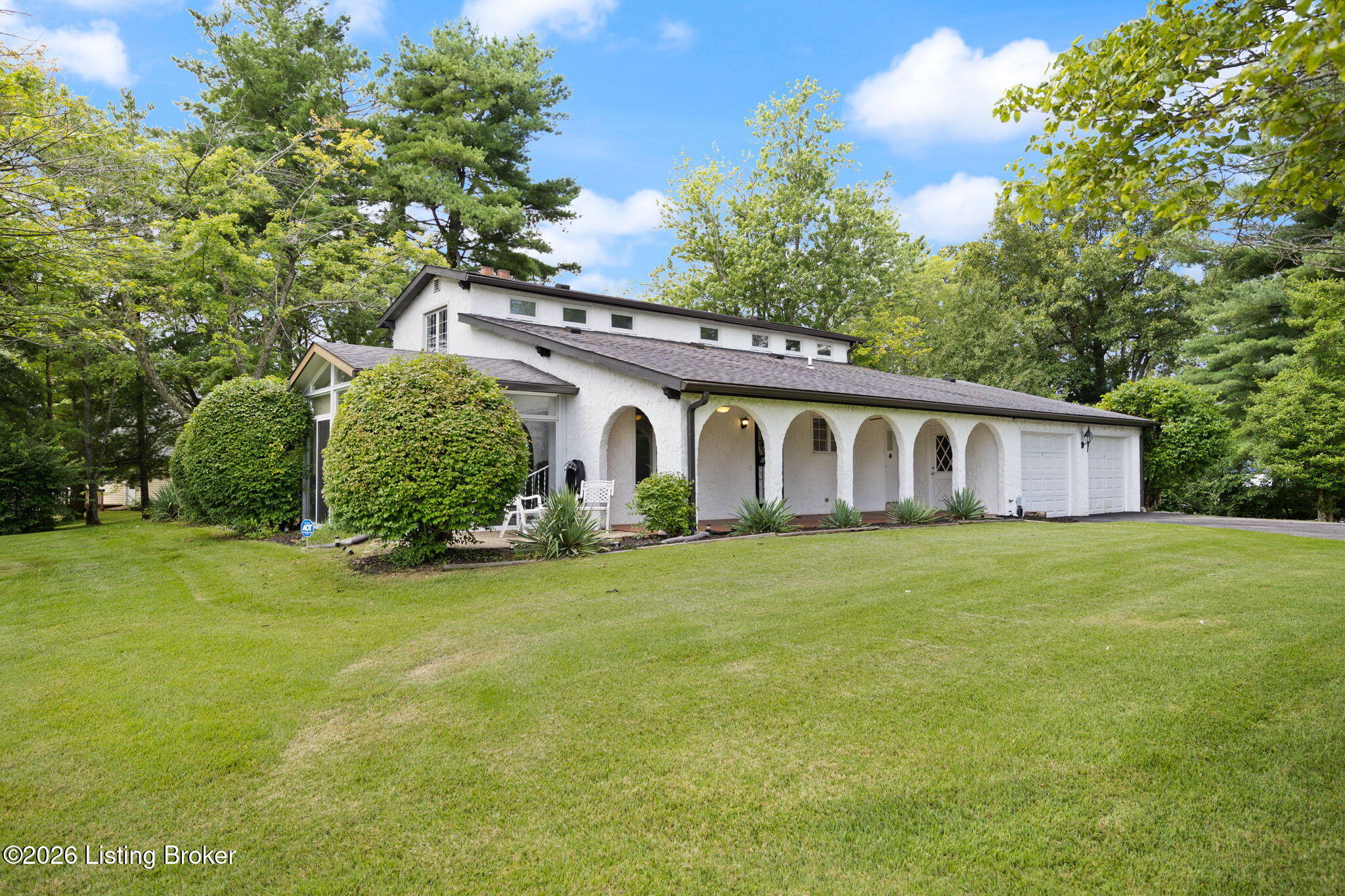 100 Roundtop Rd Property Photo 5