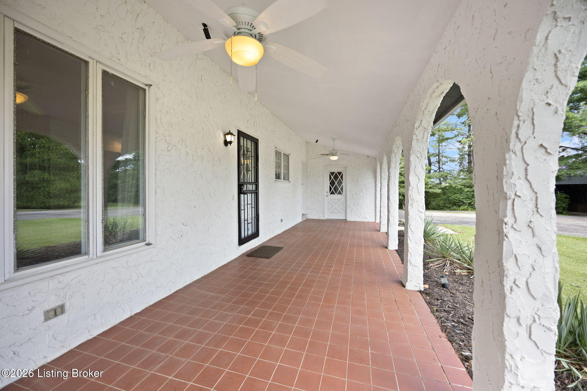 100 Roundtop Rd Property Photo 11