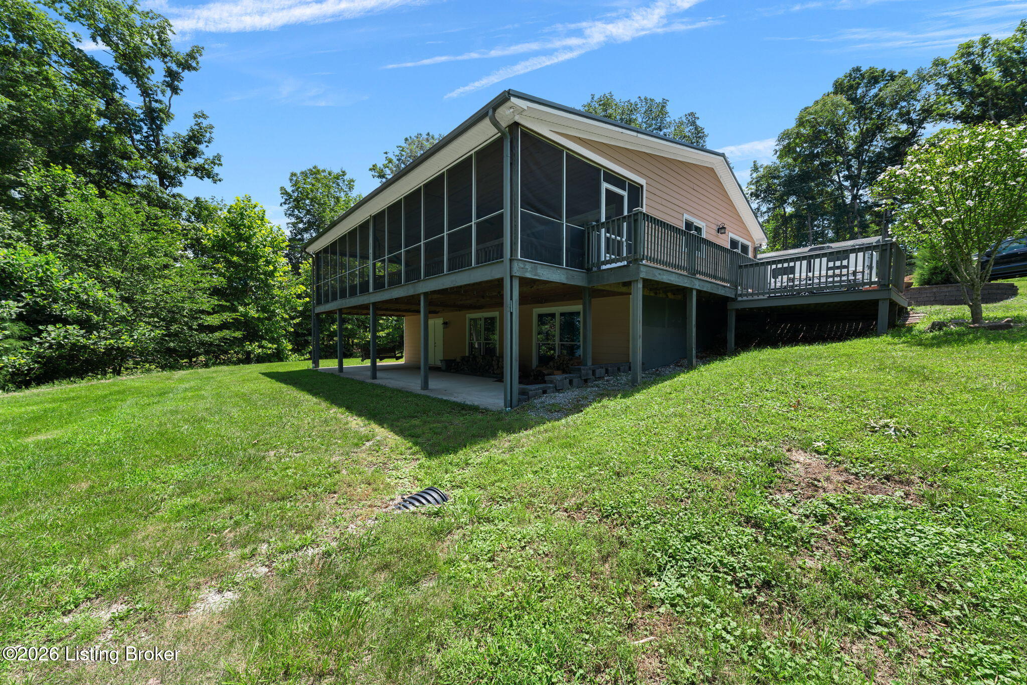 299 Jaggers Rd Property Photo 4