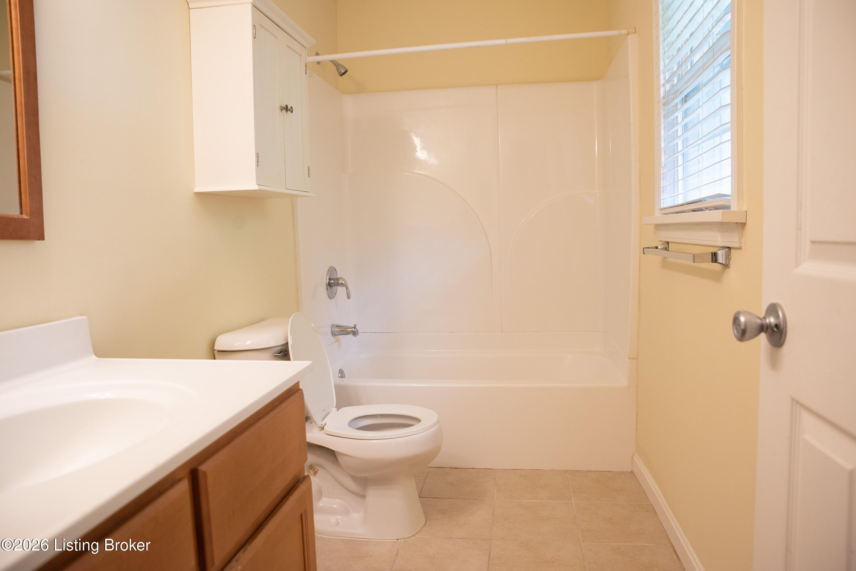 4825 Westmar Terrace 202 Property Photo 20