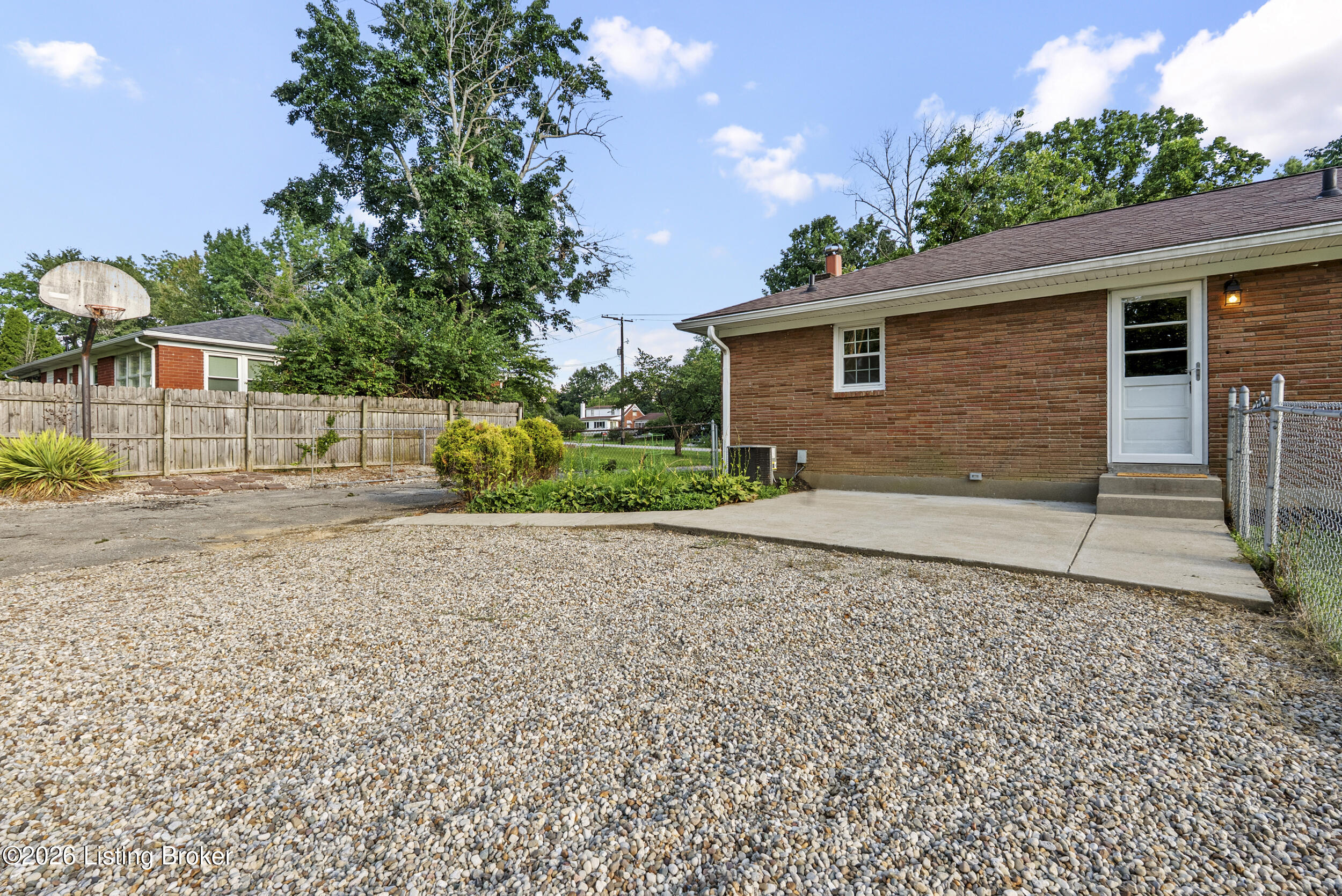 9107 Hudson Ln Property Photo 24