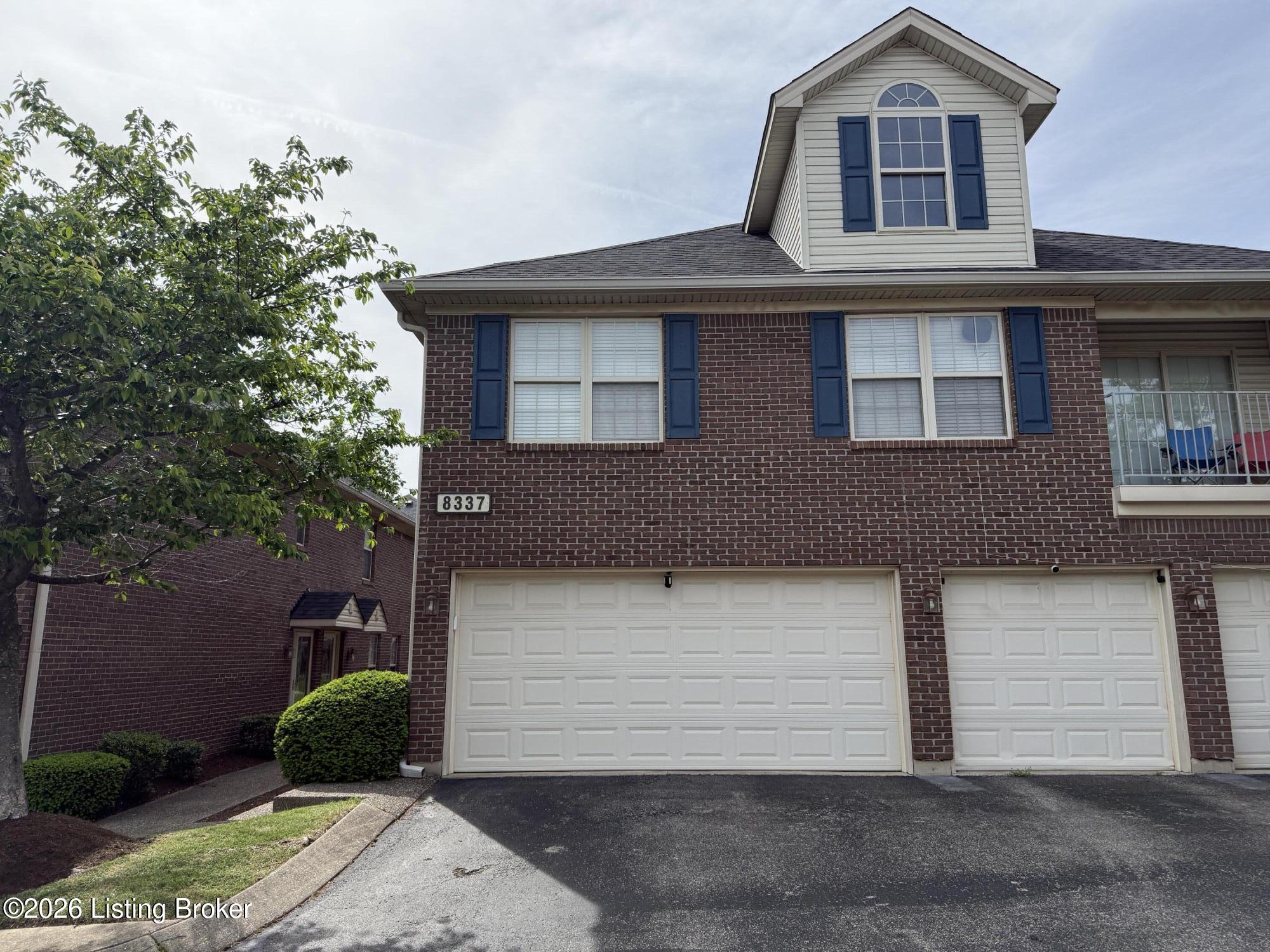 8337 Grand Trevi Dr Property Photo 4