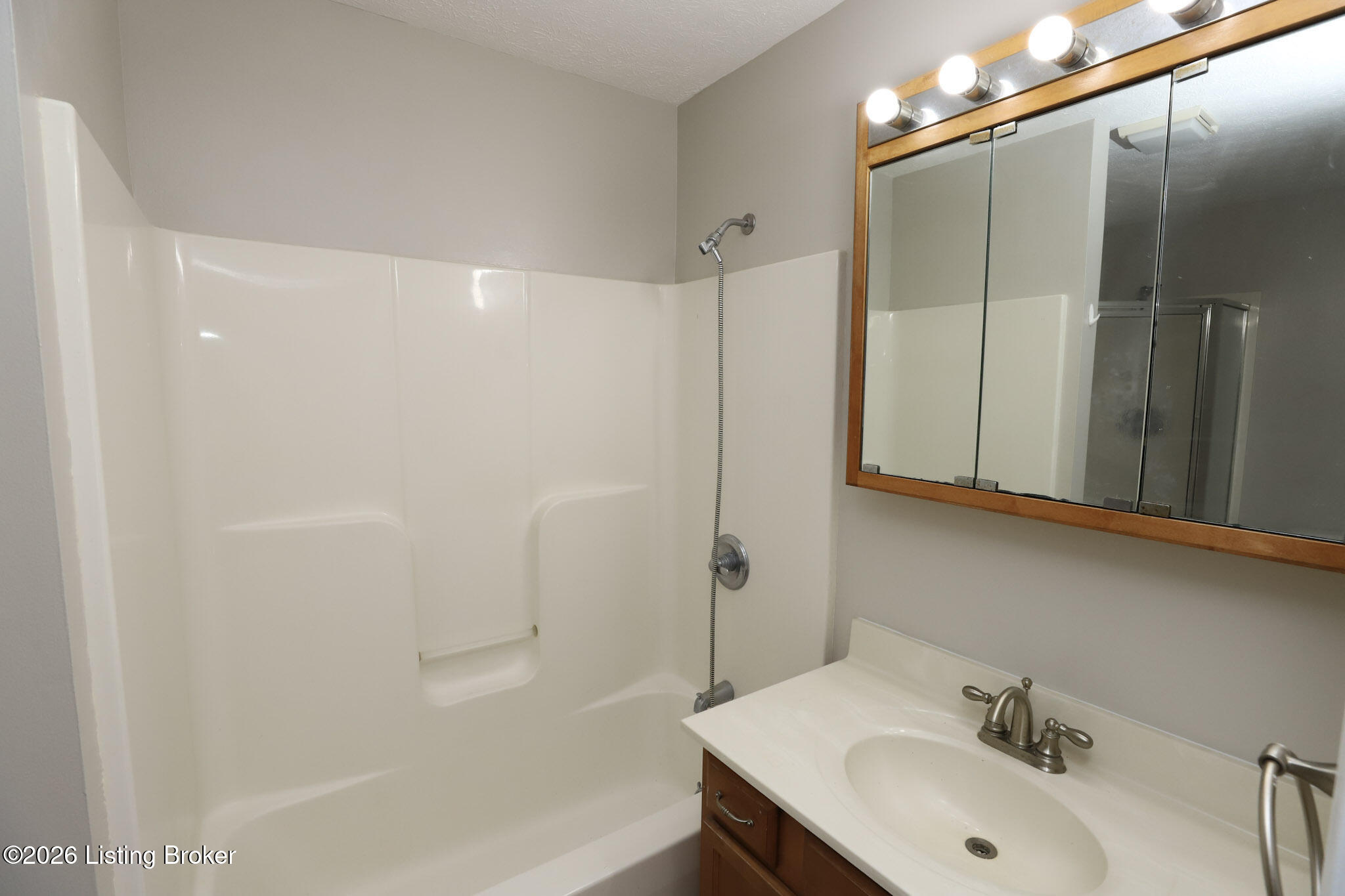 414 S Mill St Property Photo 15