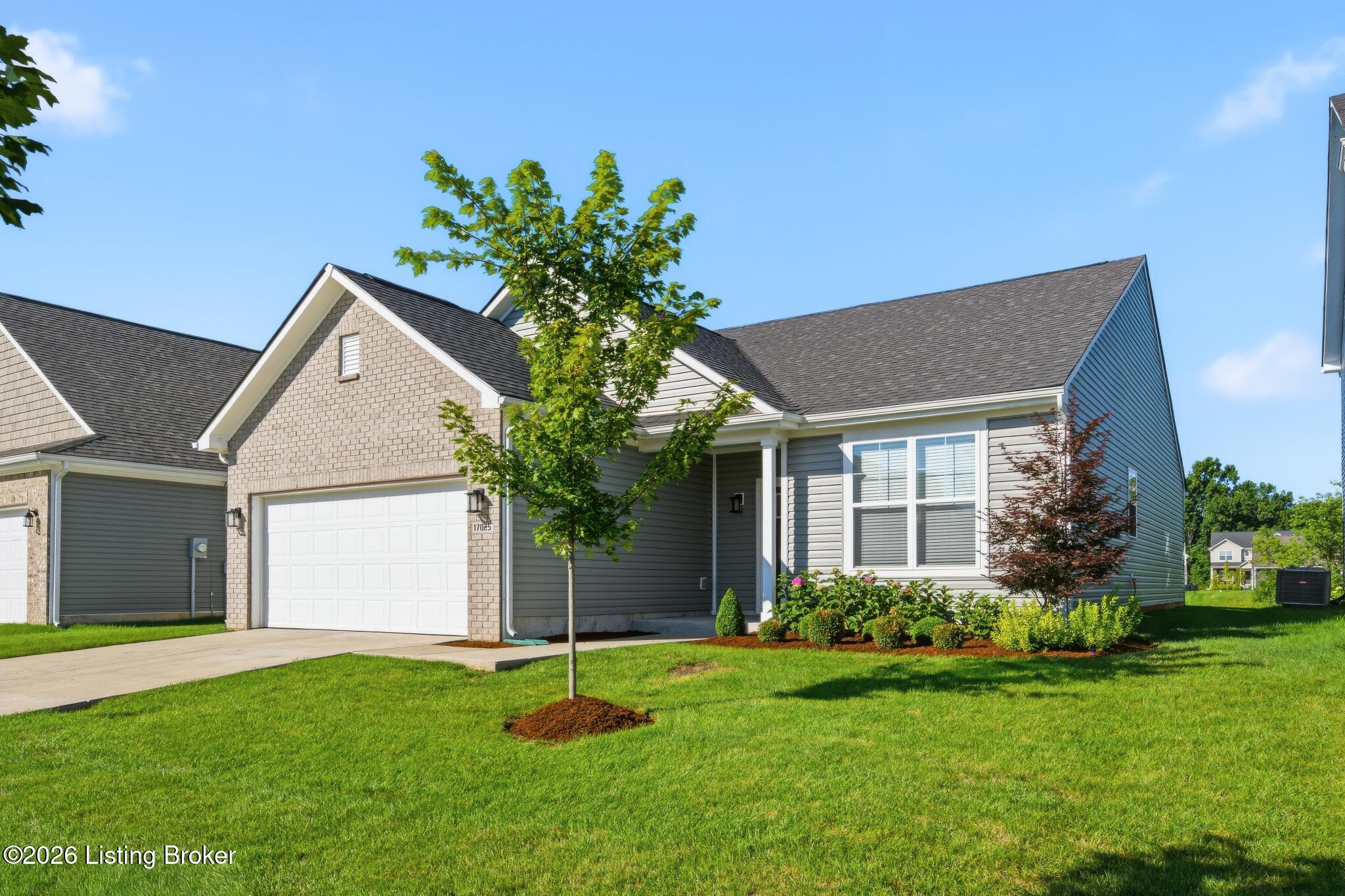 17025 Meander Way Property Photo 2