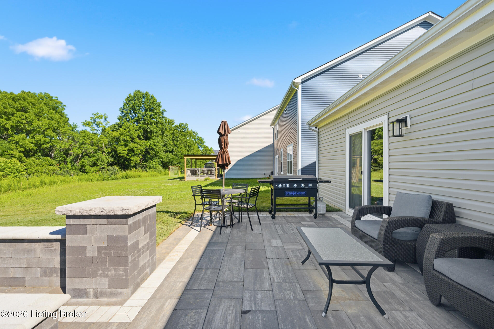 17025 Meander Way Property Photo 9