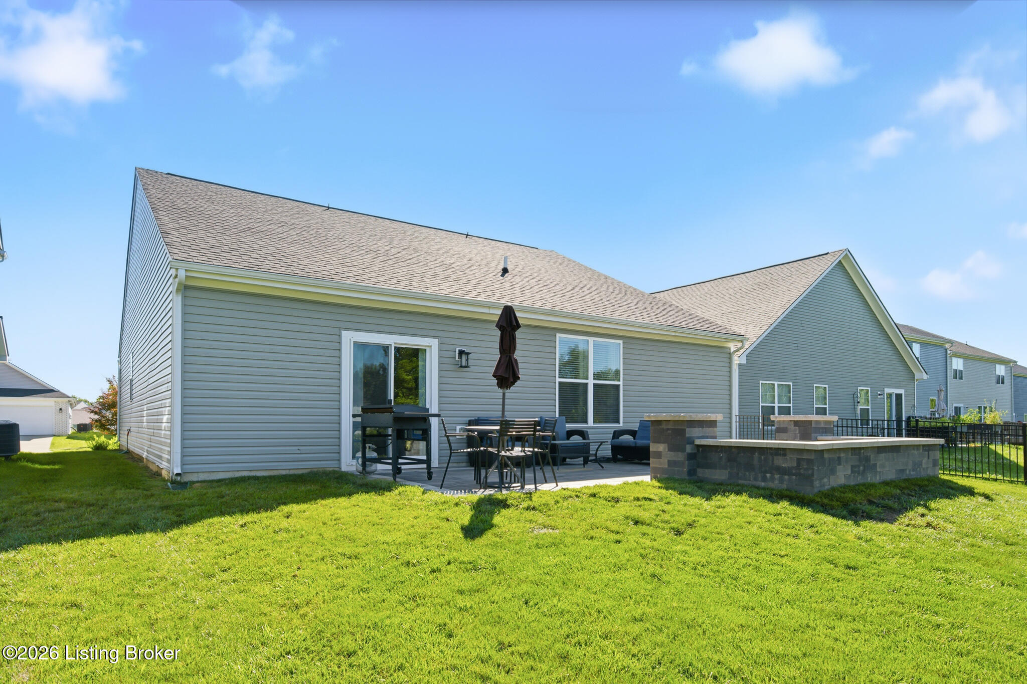 17025 Meander Way Property Photo 10