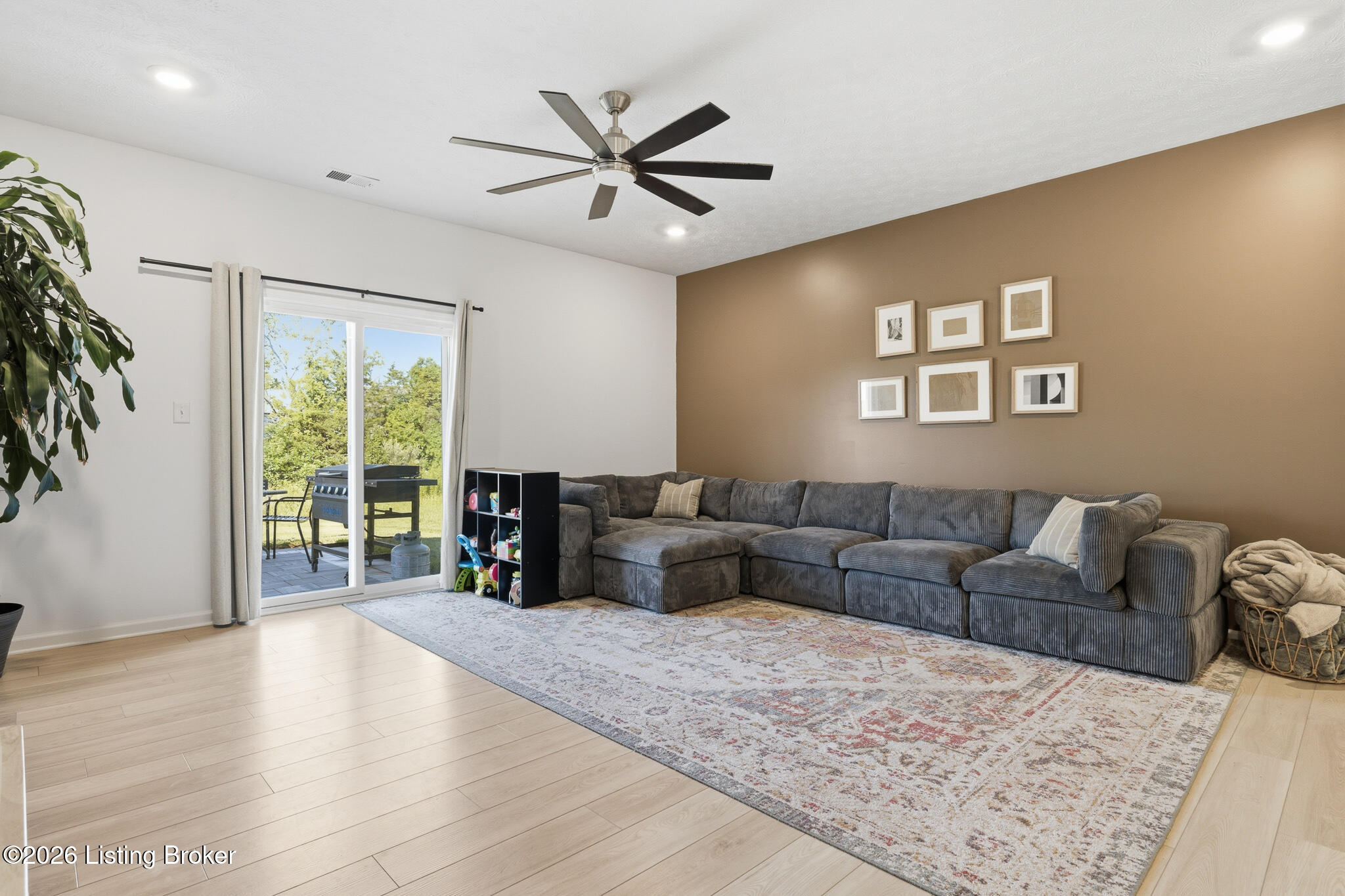 17025 Meander Way Property Photo 22