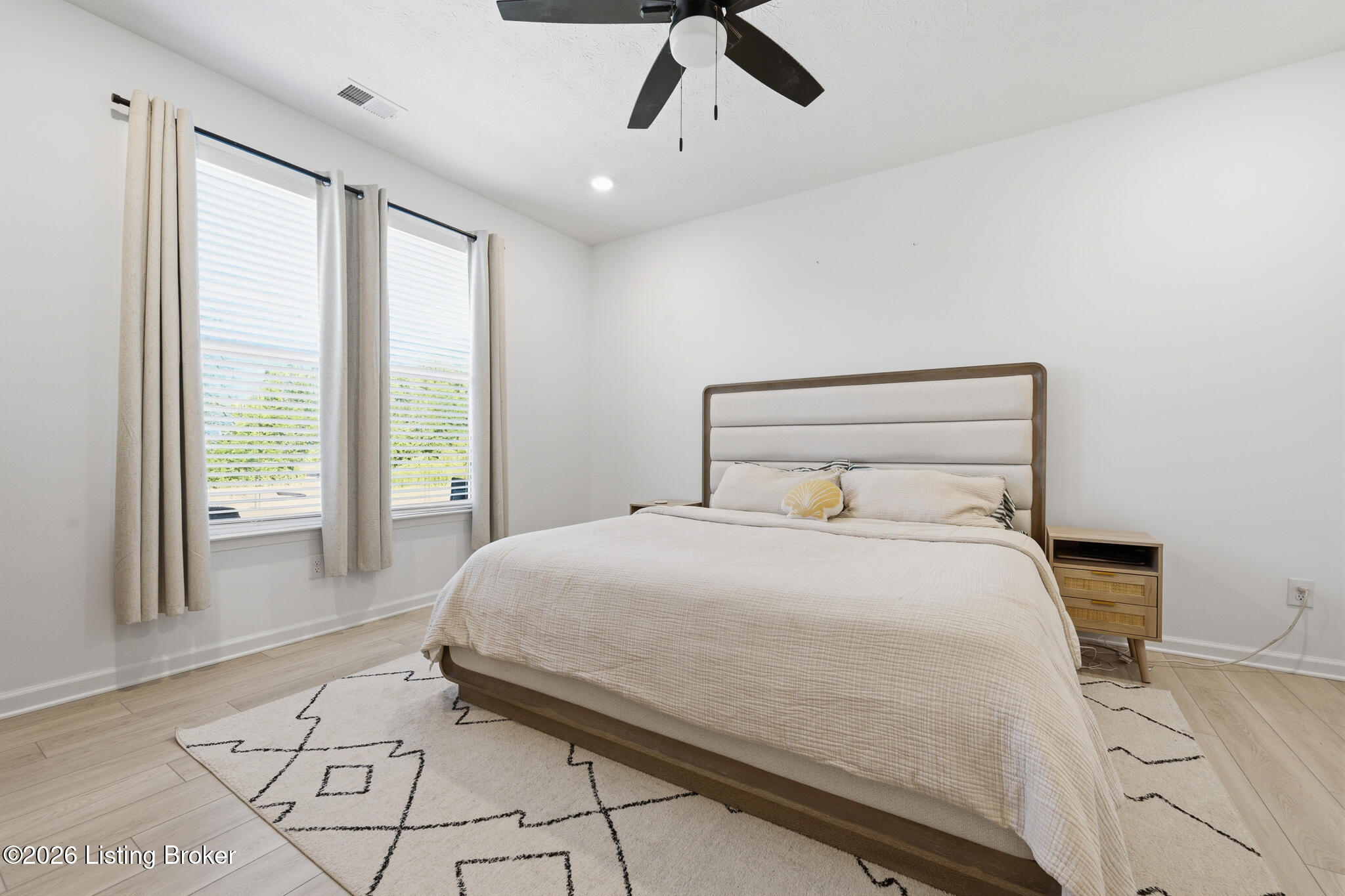 17025 Meander Way Property Photo 26