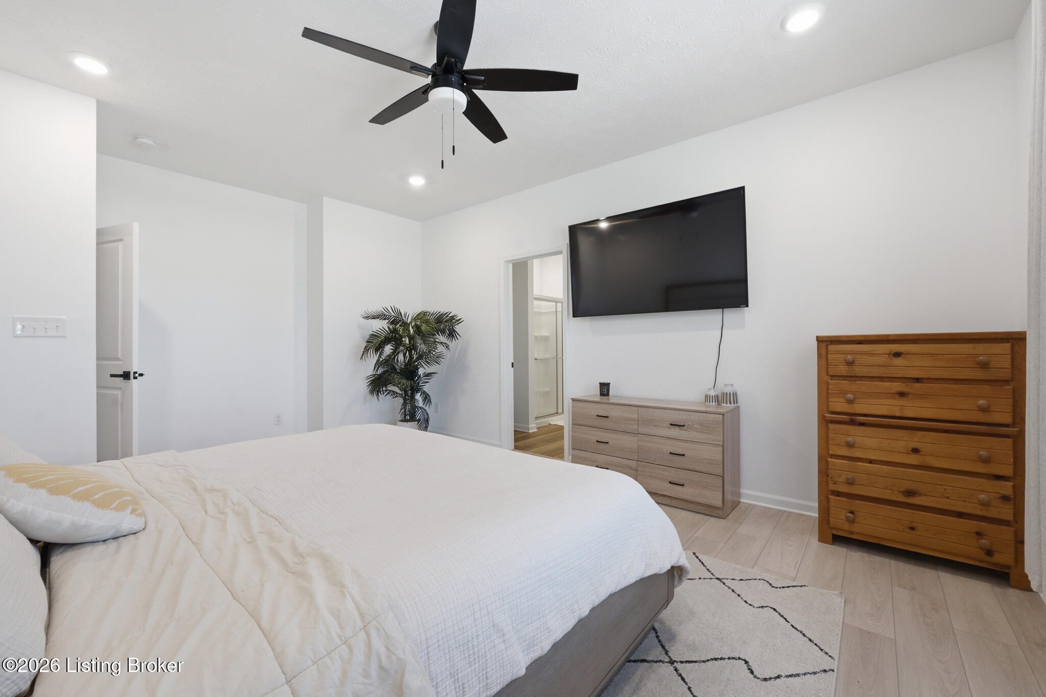 17025 Meander Way Property Photo 28