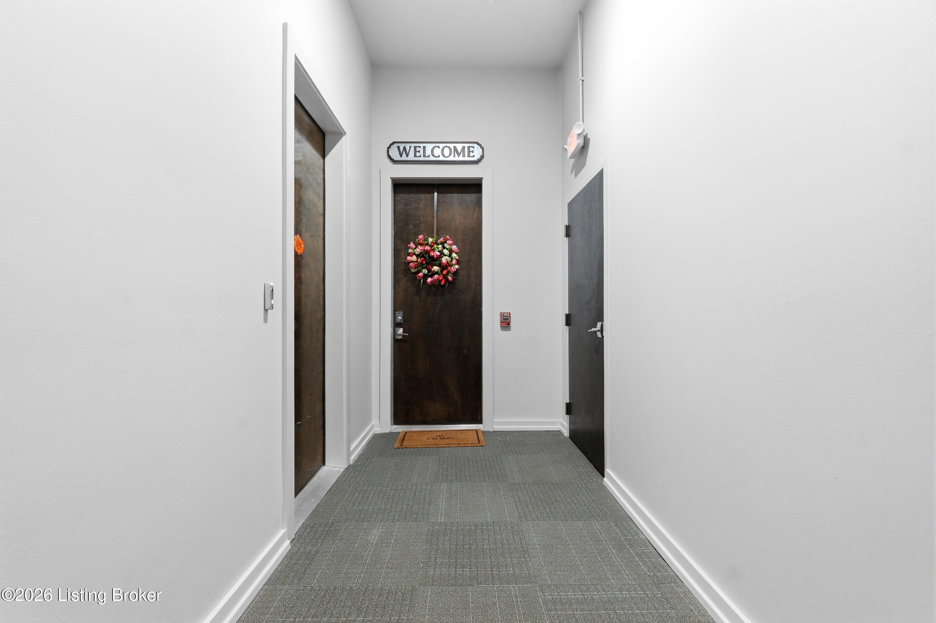 415 E Market St 201 Property Photo 4