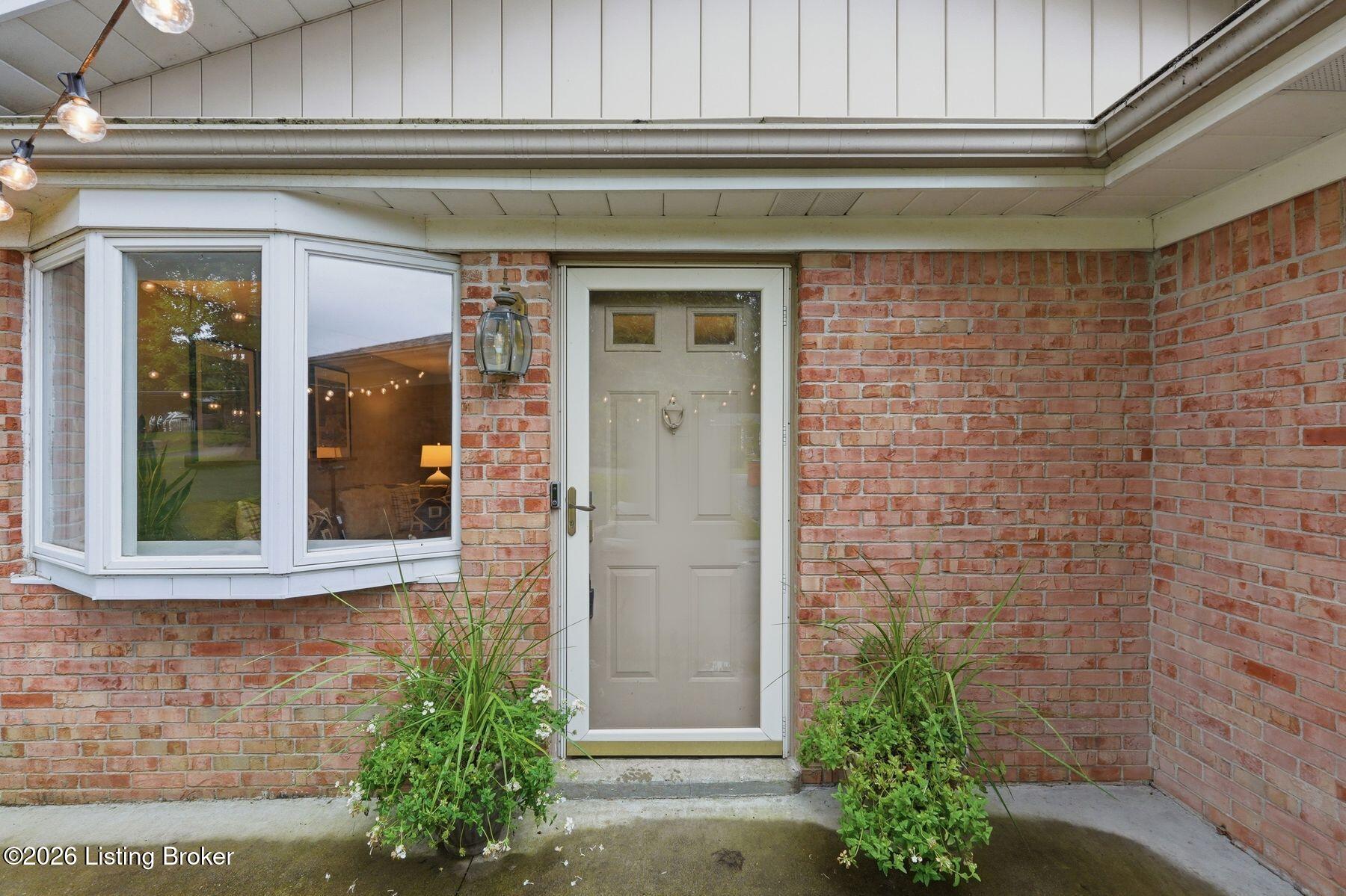 185 Autumn Way Property Photo 5