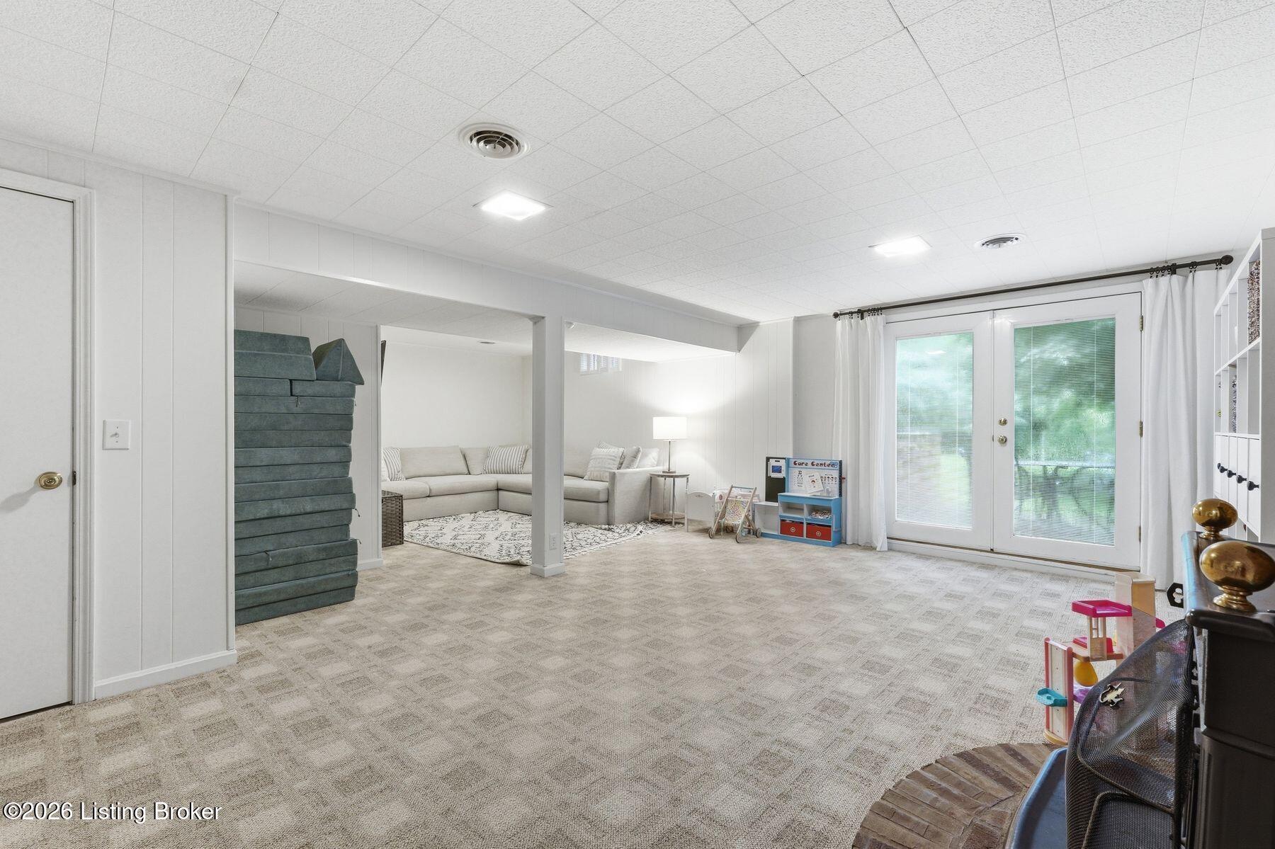 185 Autumn Way Property Photo 30