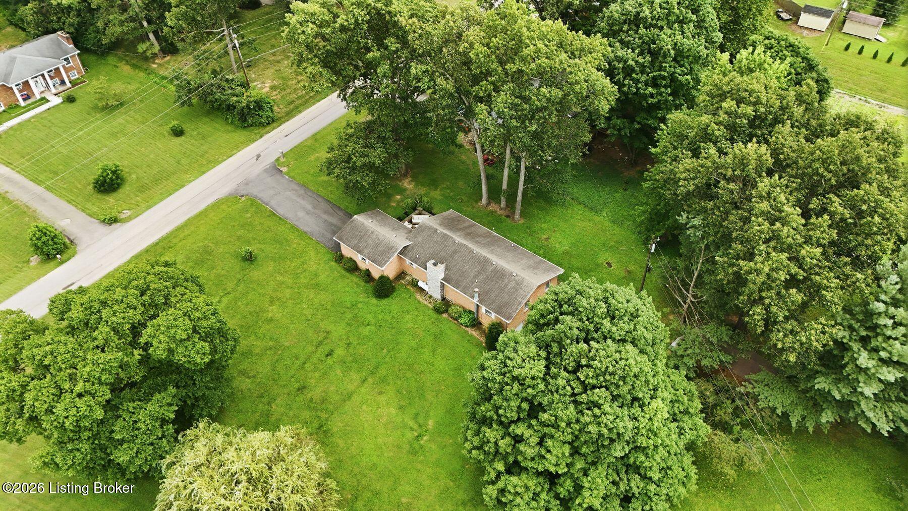 185 Autumn Way Property Photo 37