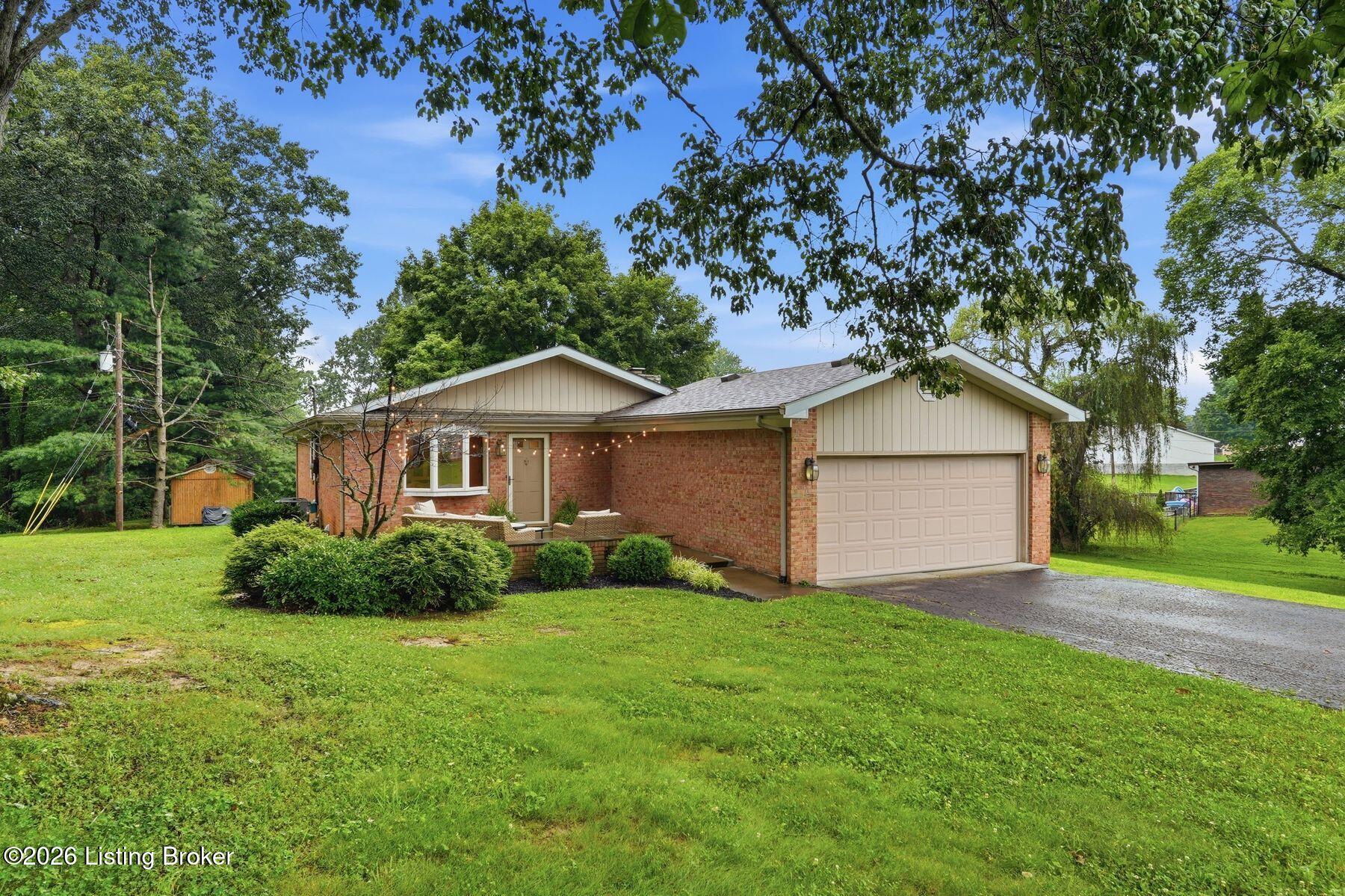 185 Autumn Way Property Photo 38