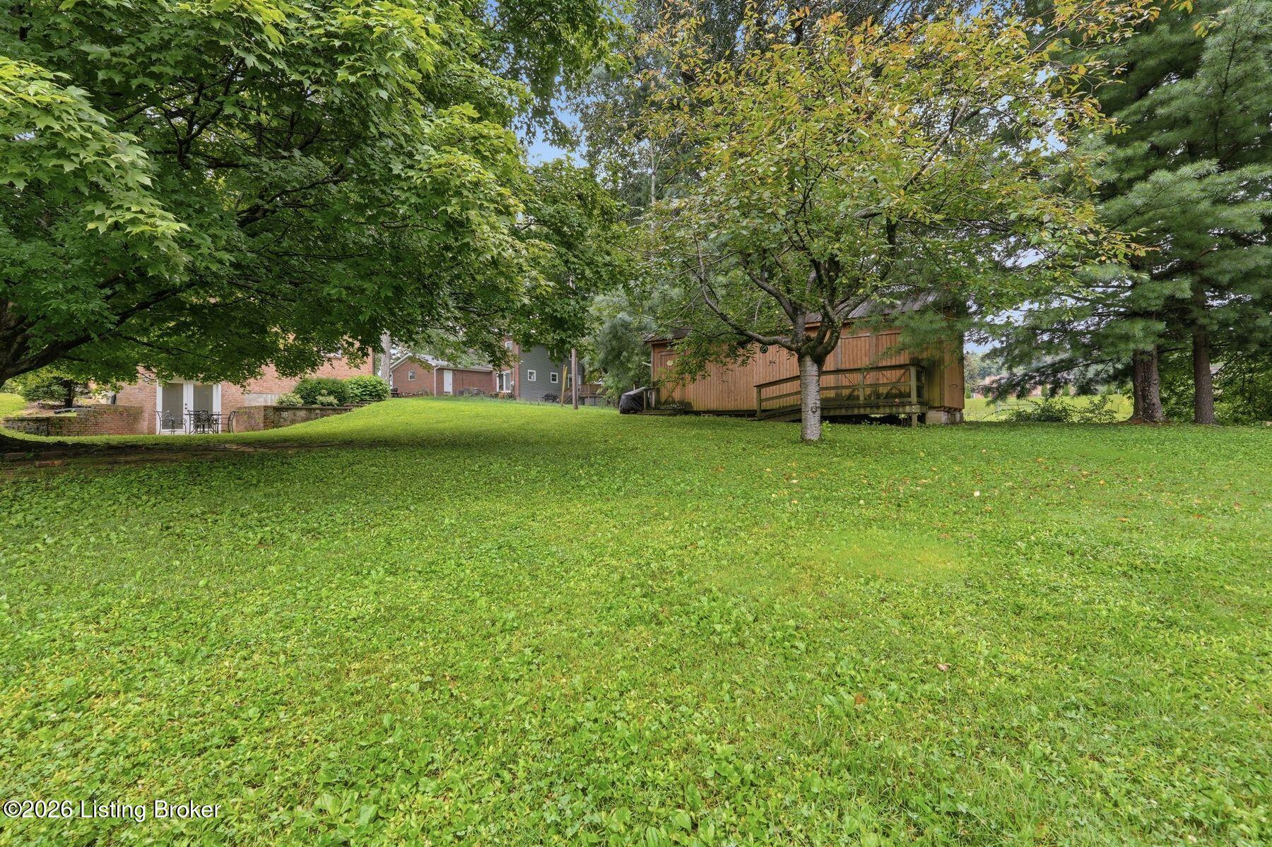 185 Autumn Way Property Photo 43