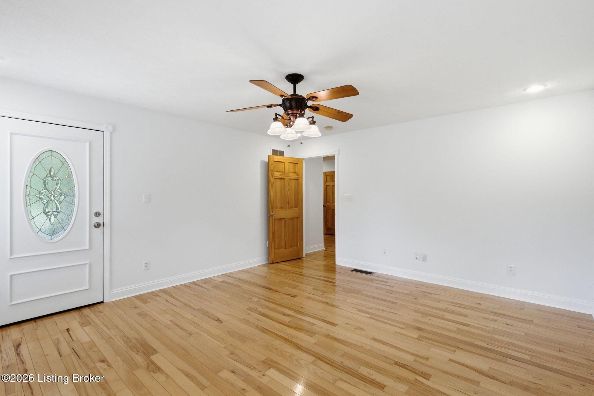 1077 Hammonds Creek Rd Property Photo 25
