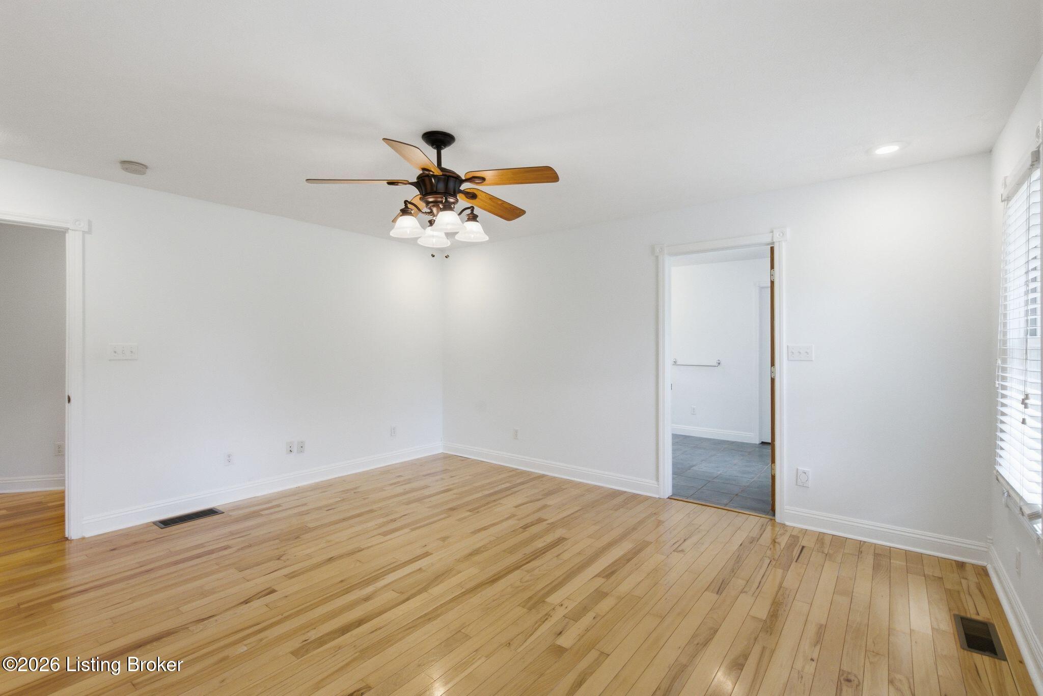 1077 Hammonds Creek Rd Property Photo 26