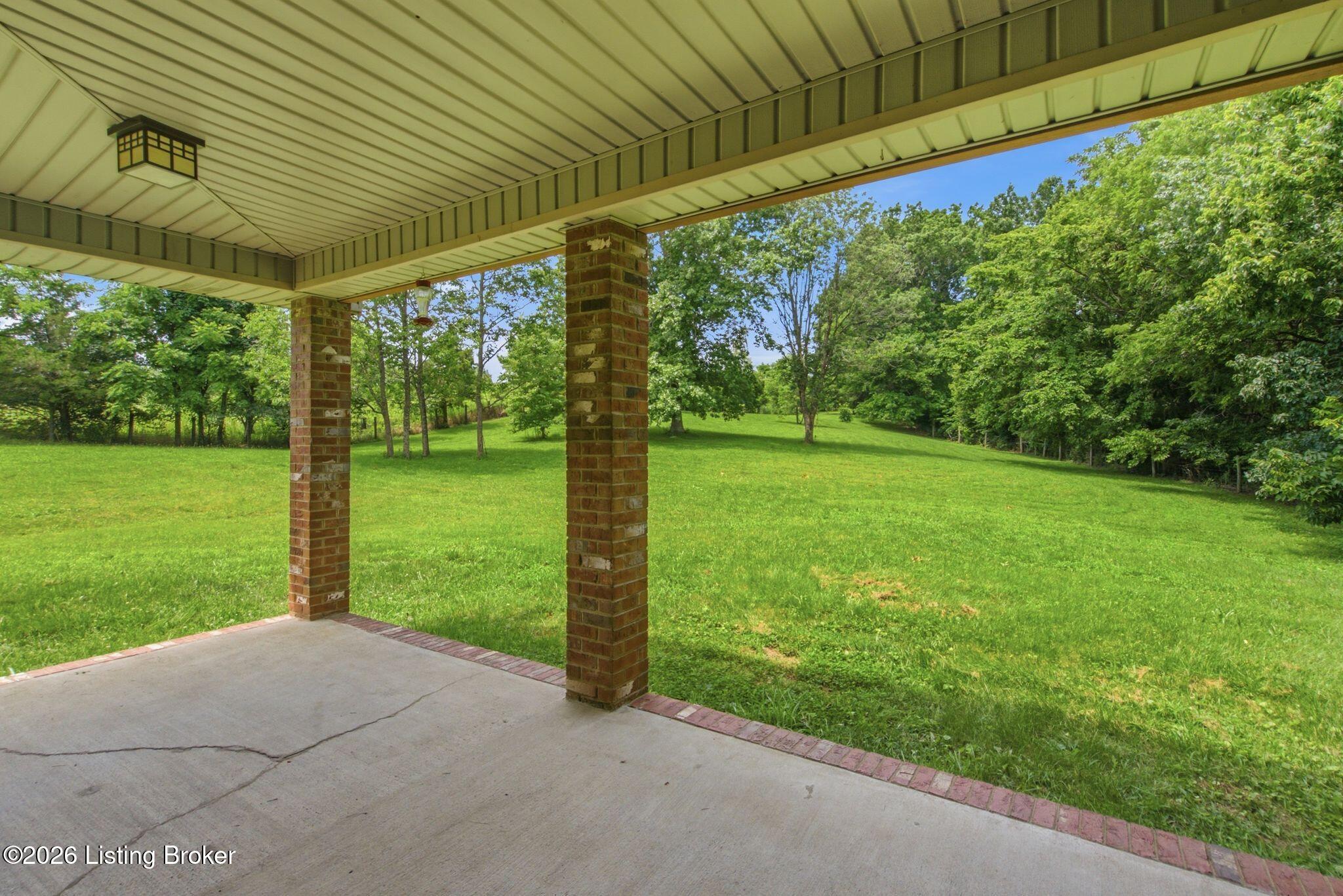 1077 Hammonds Creek Rd Property Photo 35