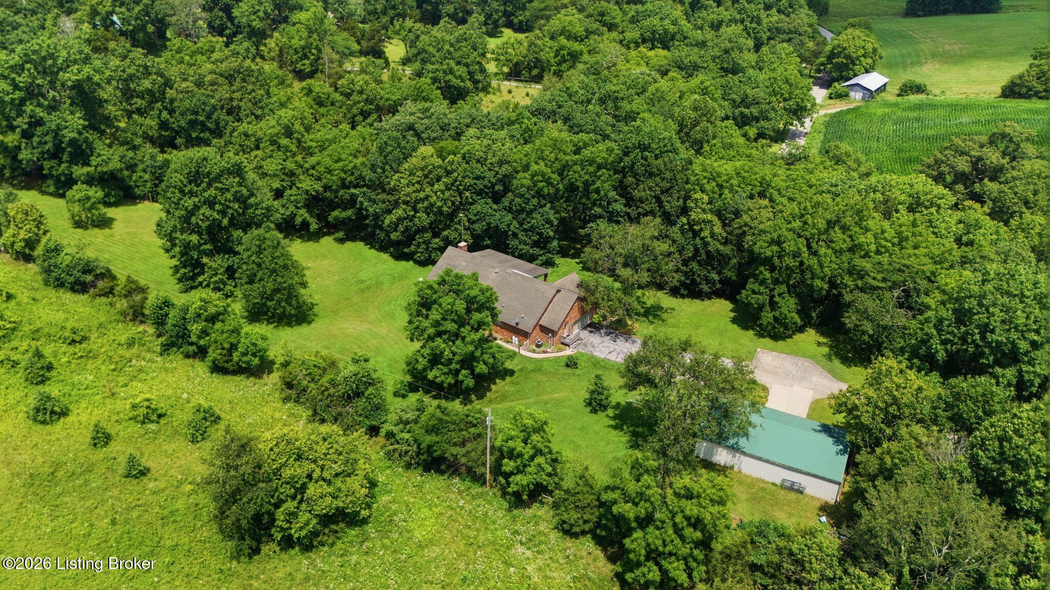 1077 Hammonds Creek Rd Property Photo 46