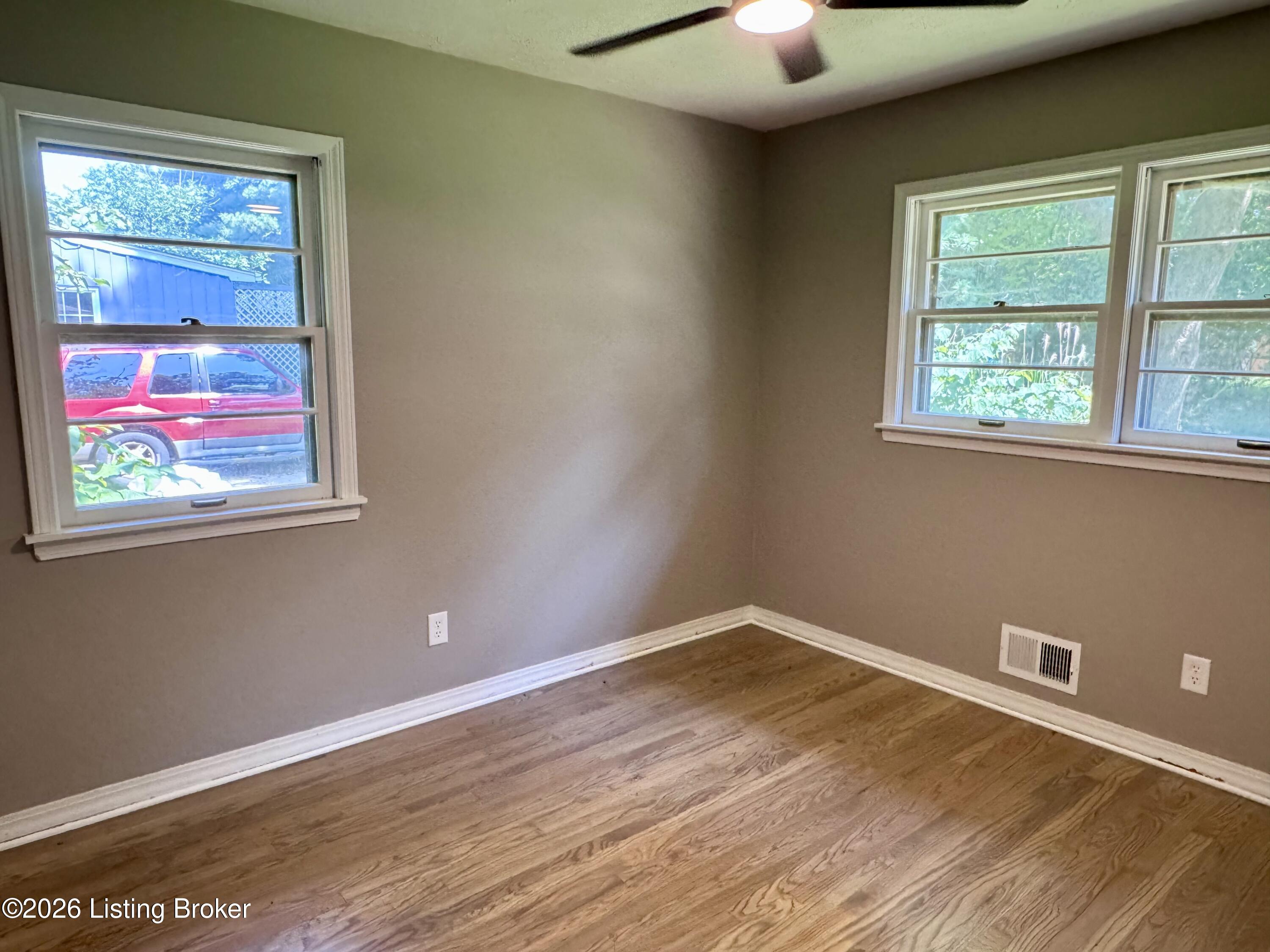 7305 Meadow Rd Property Photo 7