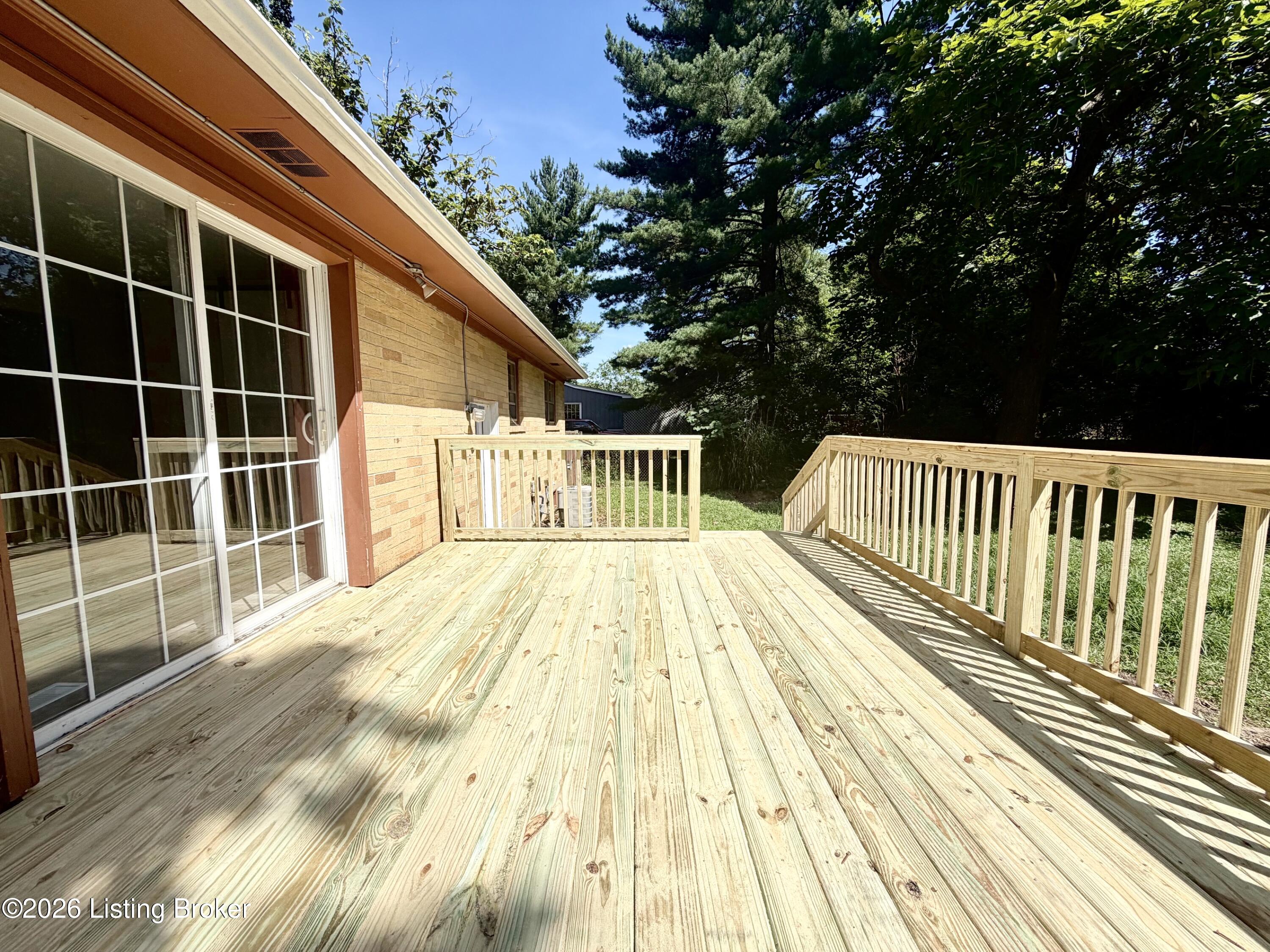 7305 Meadow Rd Property Photo 11