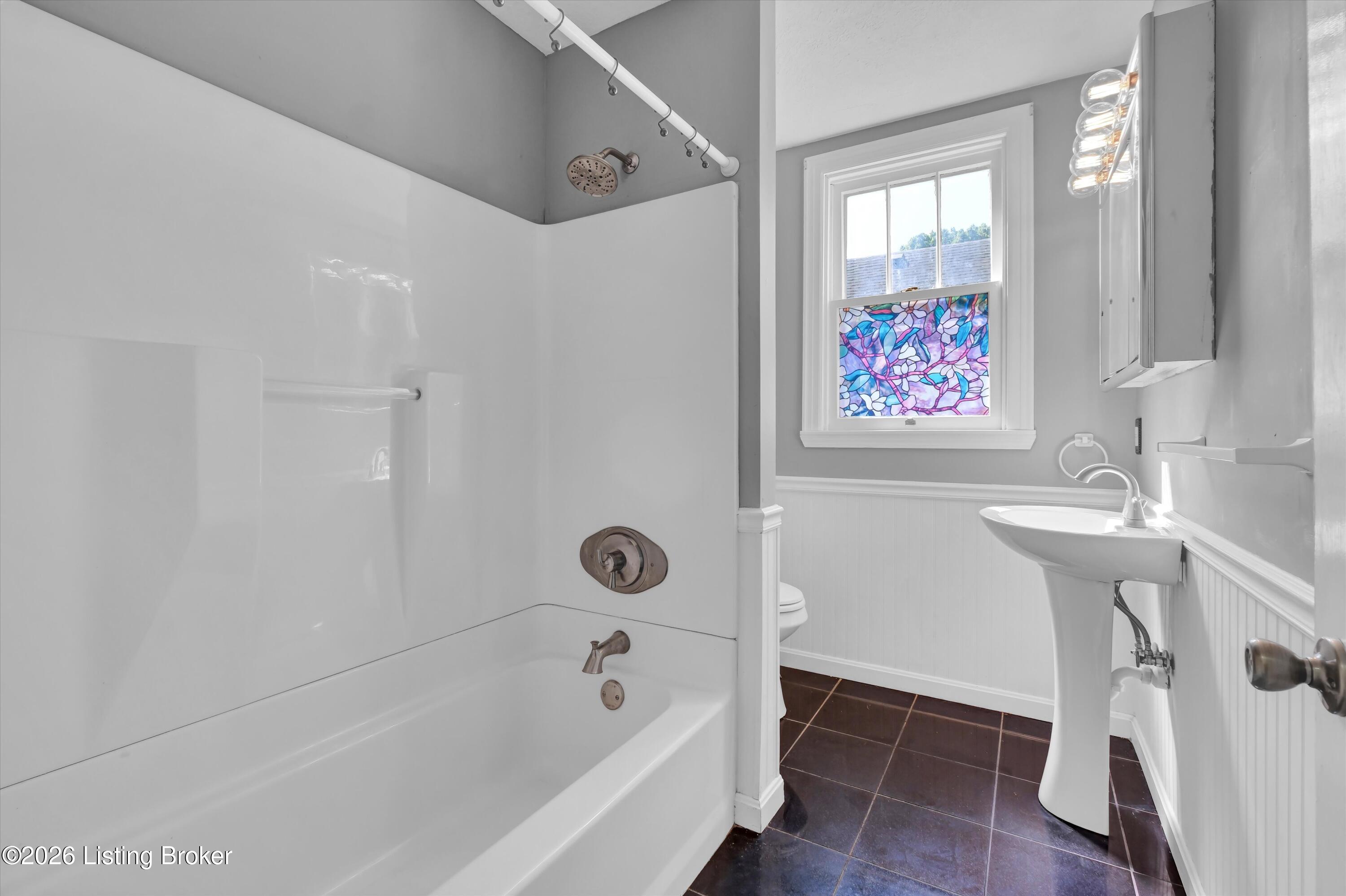 315 Belvar Ave Property Photo 10