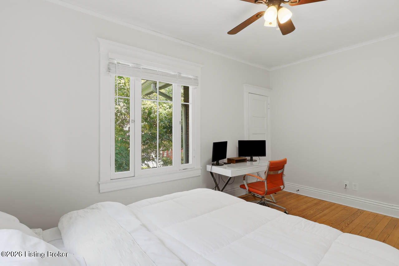 1038 Garvin Pl Property Photo 26