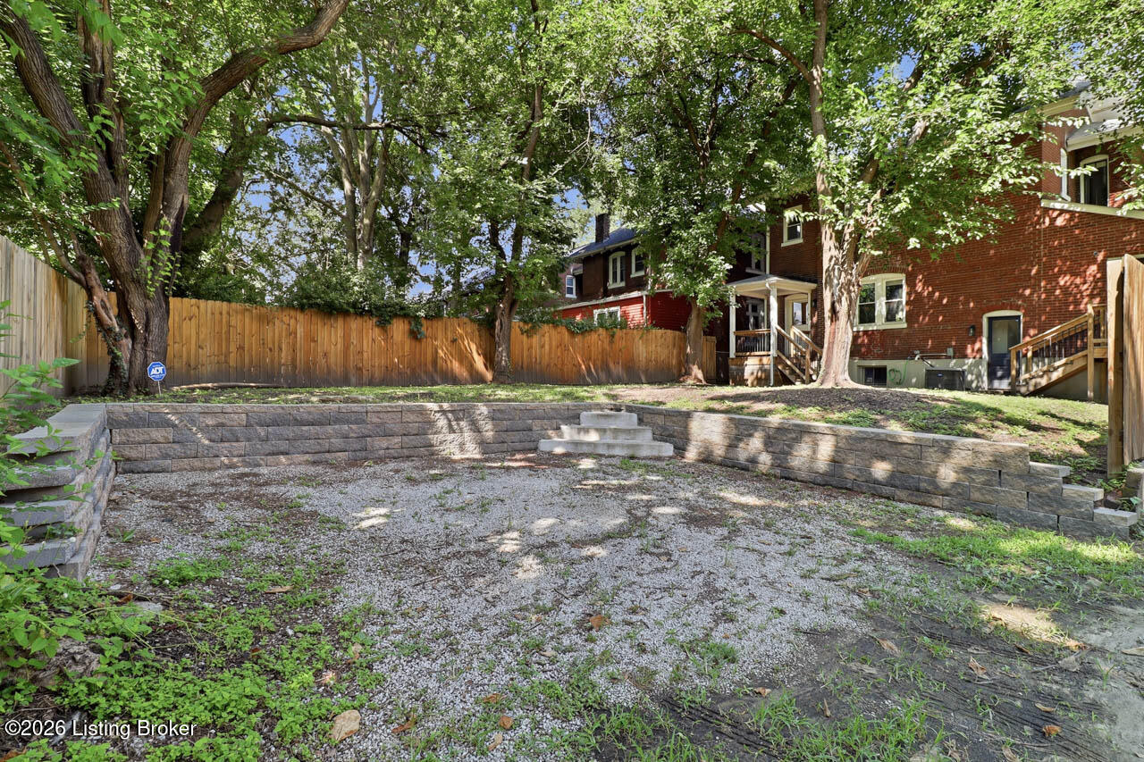1038 Garvin Pl Property Photo 40