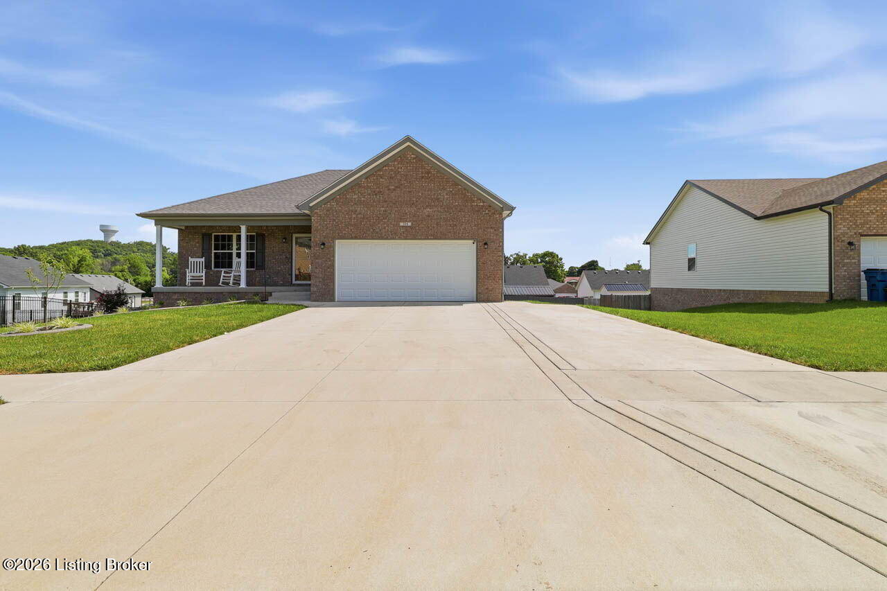 106 Greenwell Crossing Property Photo 3