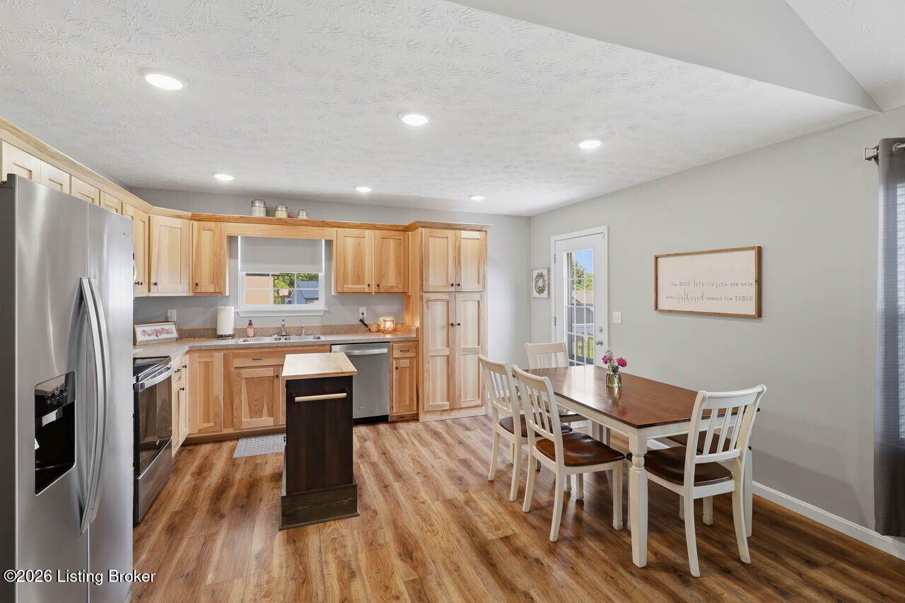 106 Greenwell Crossing Property Photo 13