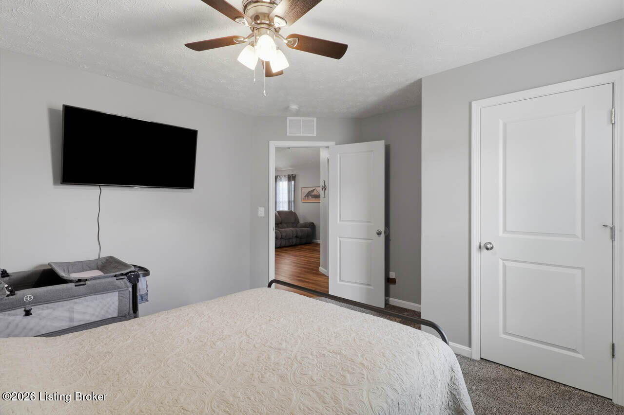 106 Greenwell Crossing Property Photo 23