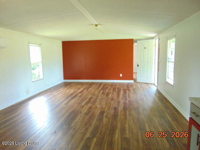 664 Coakley Ln Property Photo 4