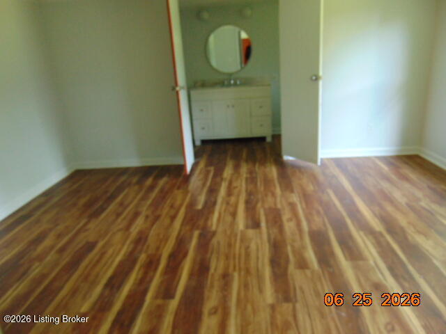 664 Coakley Ln Property Photo 6