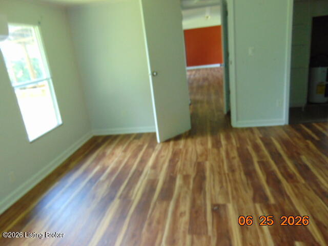 664 Coakley Ln Property Photo 9