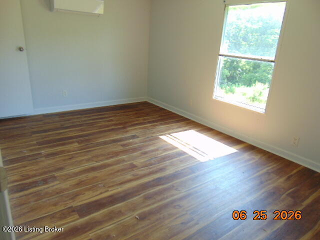 664 Coakley Ln Property Photo 11