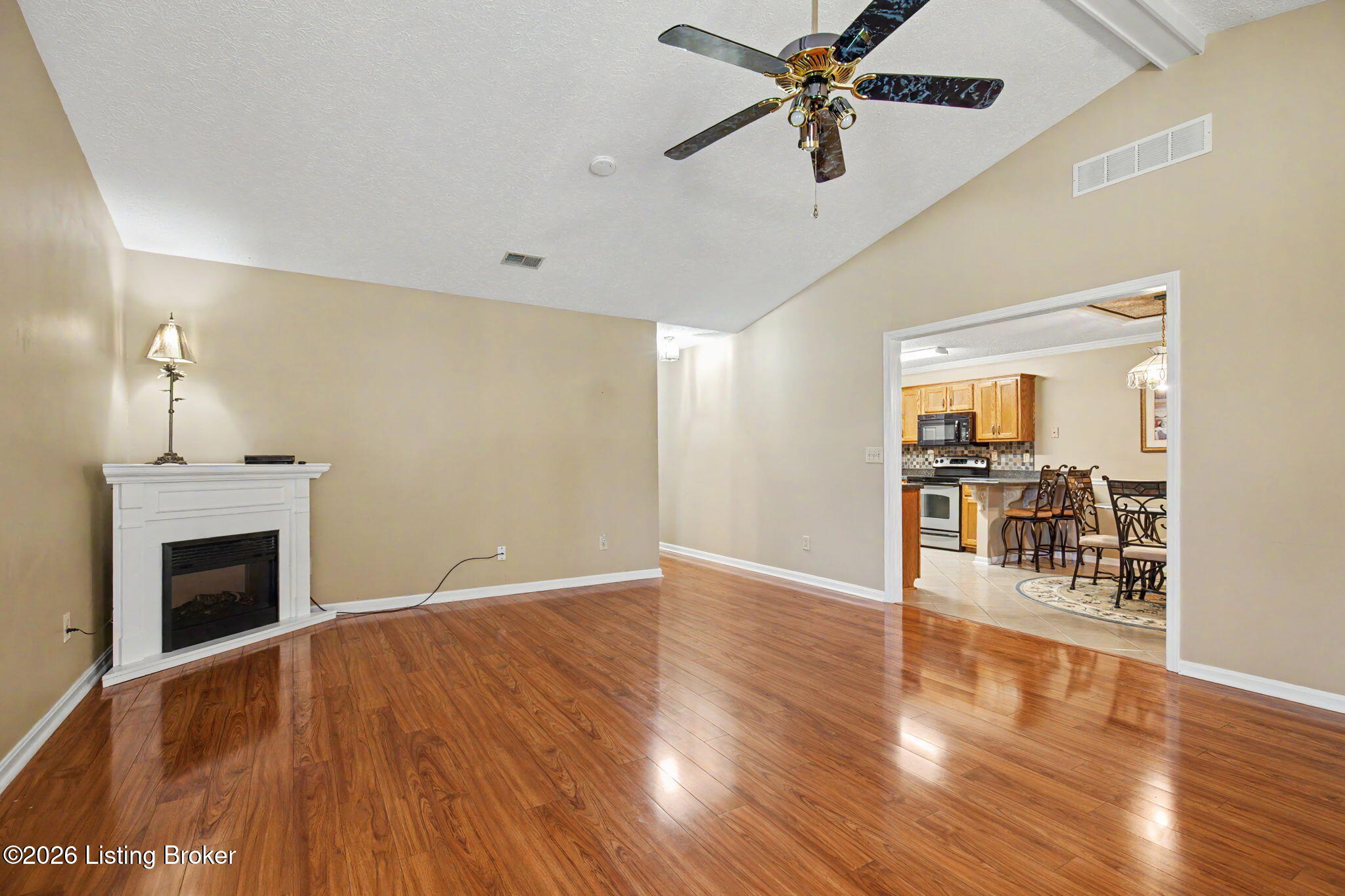105 Huron Ct Property Photo 11